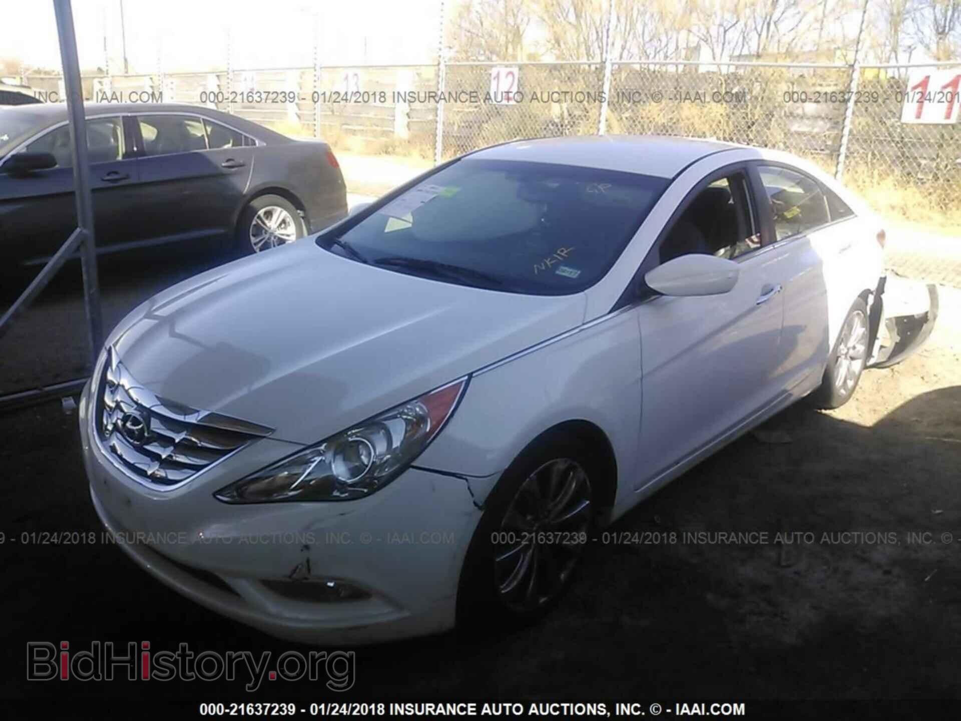 2012 Hyundai Sonata - VIN: 5NPEC4AC7CH500306 - Фото 2