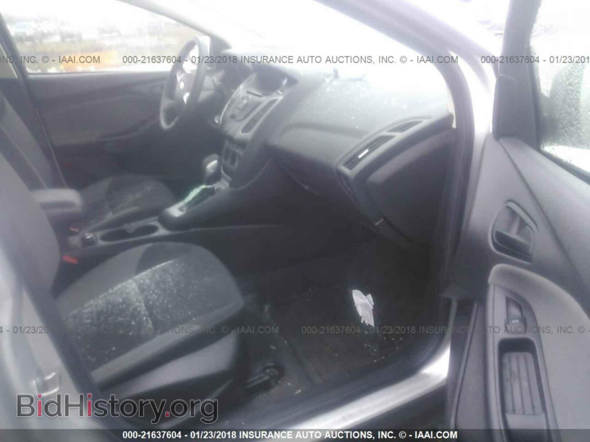 2012 Ford Focus - VIN: 1FAHP3F20CL354828 - Photo 5