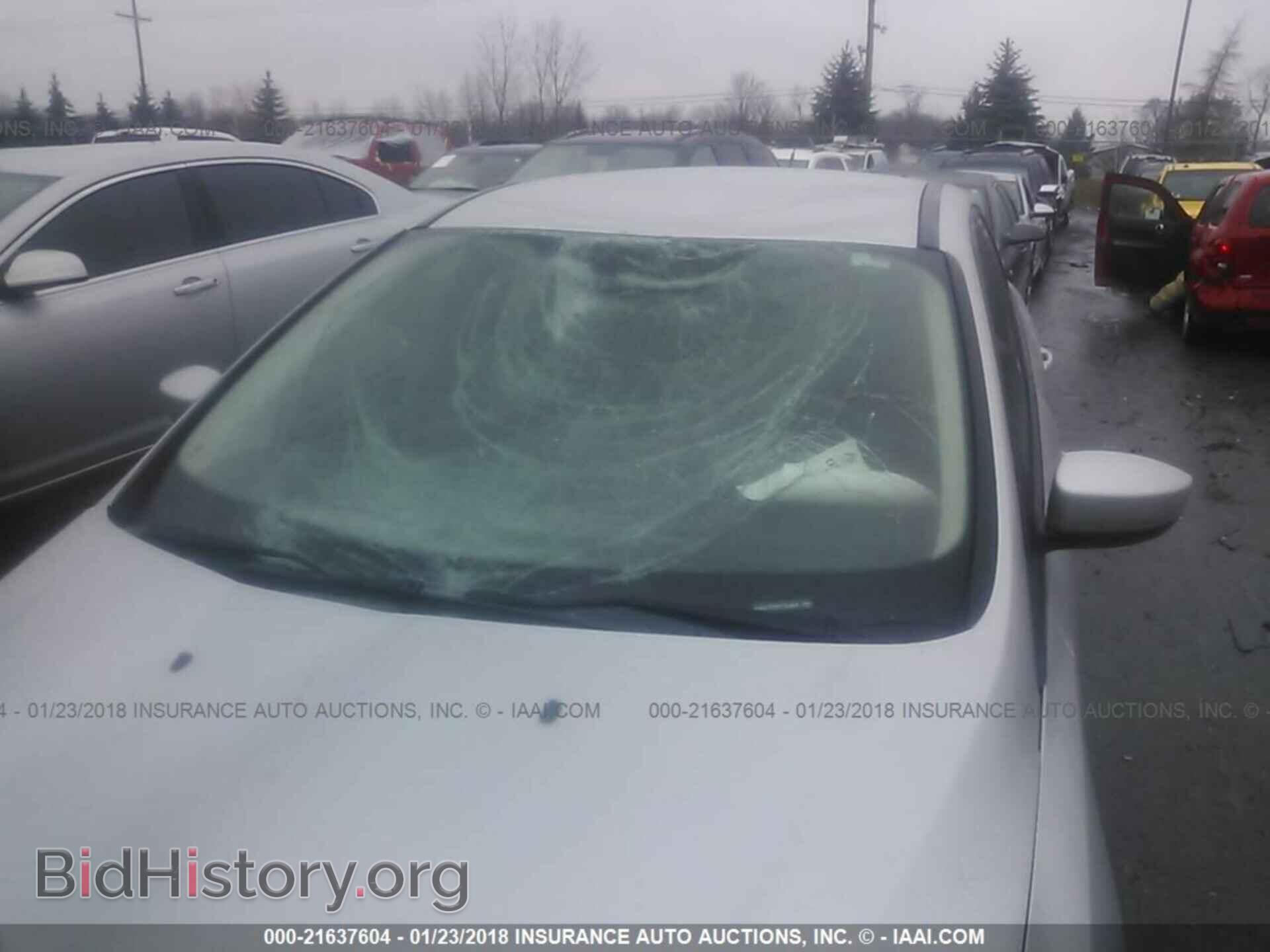 2012 Ford Focus - VIN: 1FAHP3F20CL354828 - Photo 6