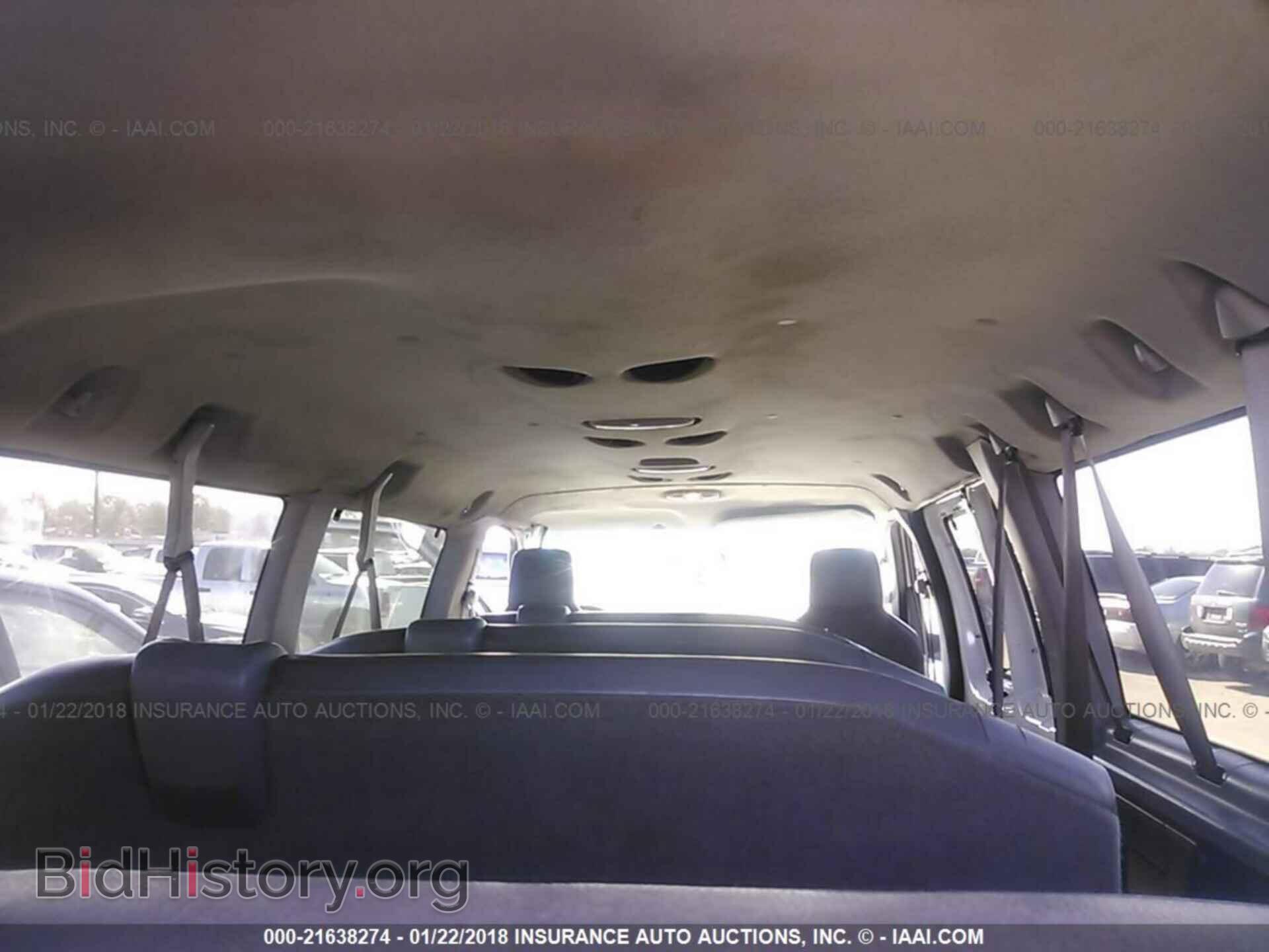 2011 Ford Econoline - VIN: 1FBSS3BL8BDA56358 - Фото 8