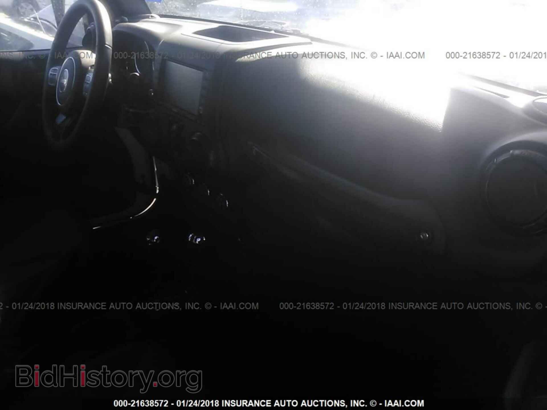 2017 Jeep Wrangler - VIN: 1C4BJWFG3HL664090 - Фото 5