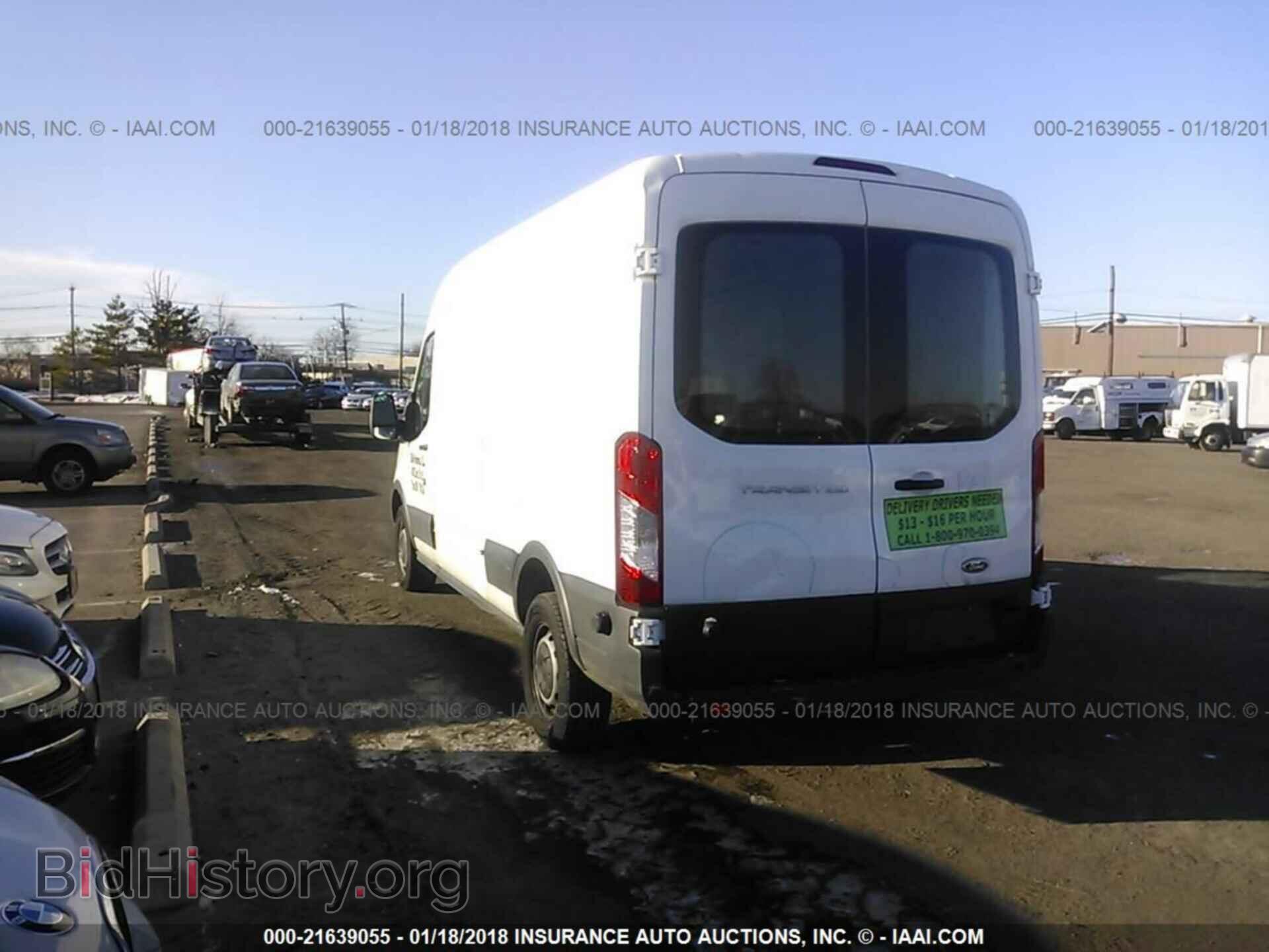 2017 Ford Transit - VIN: 1FTYR2CM3HKB15324 - Фото 3