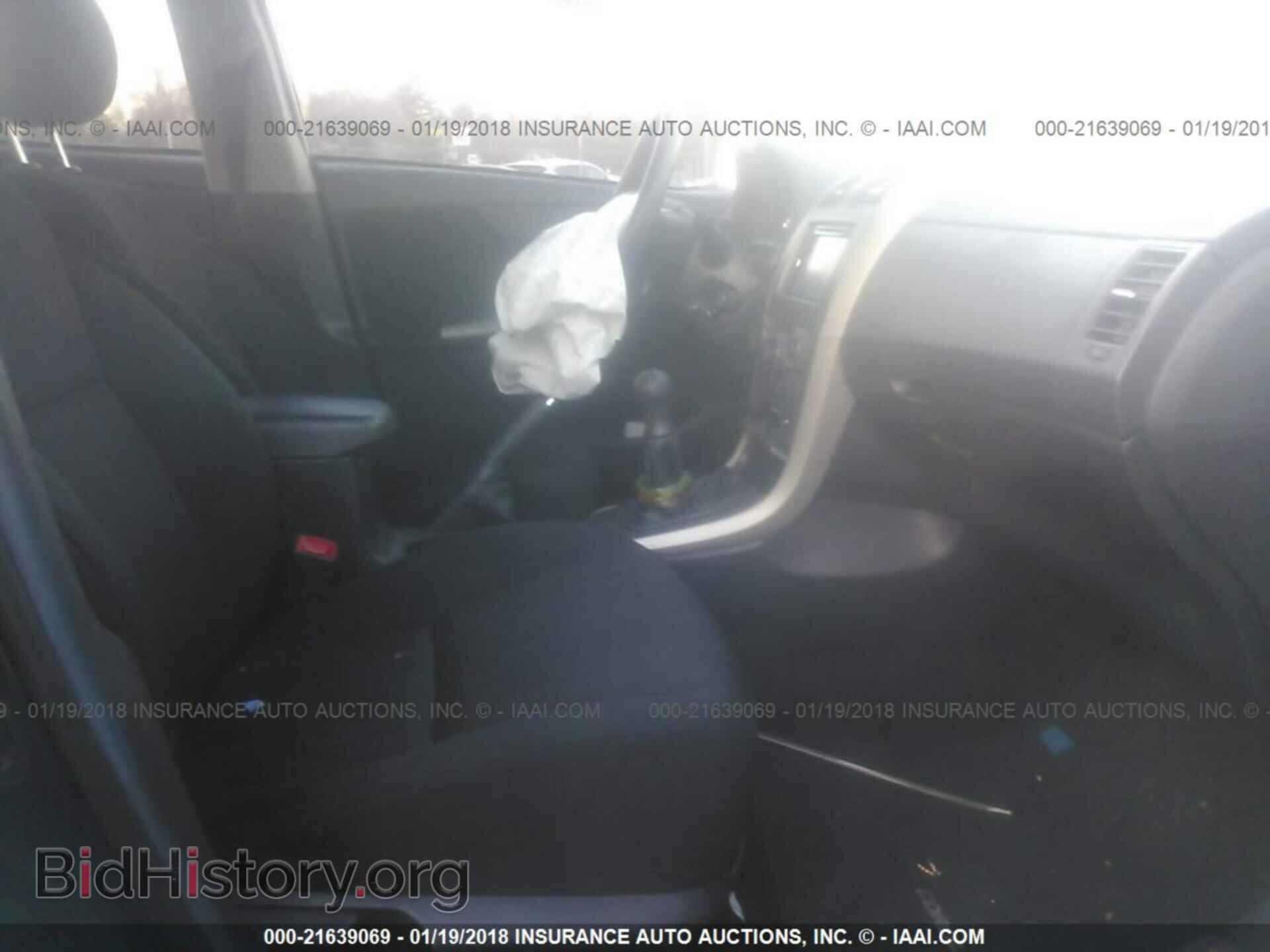 2011 Toyota Corolla - VIN: 2T1BU4EE7BC567520 - Photo 5
