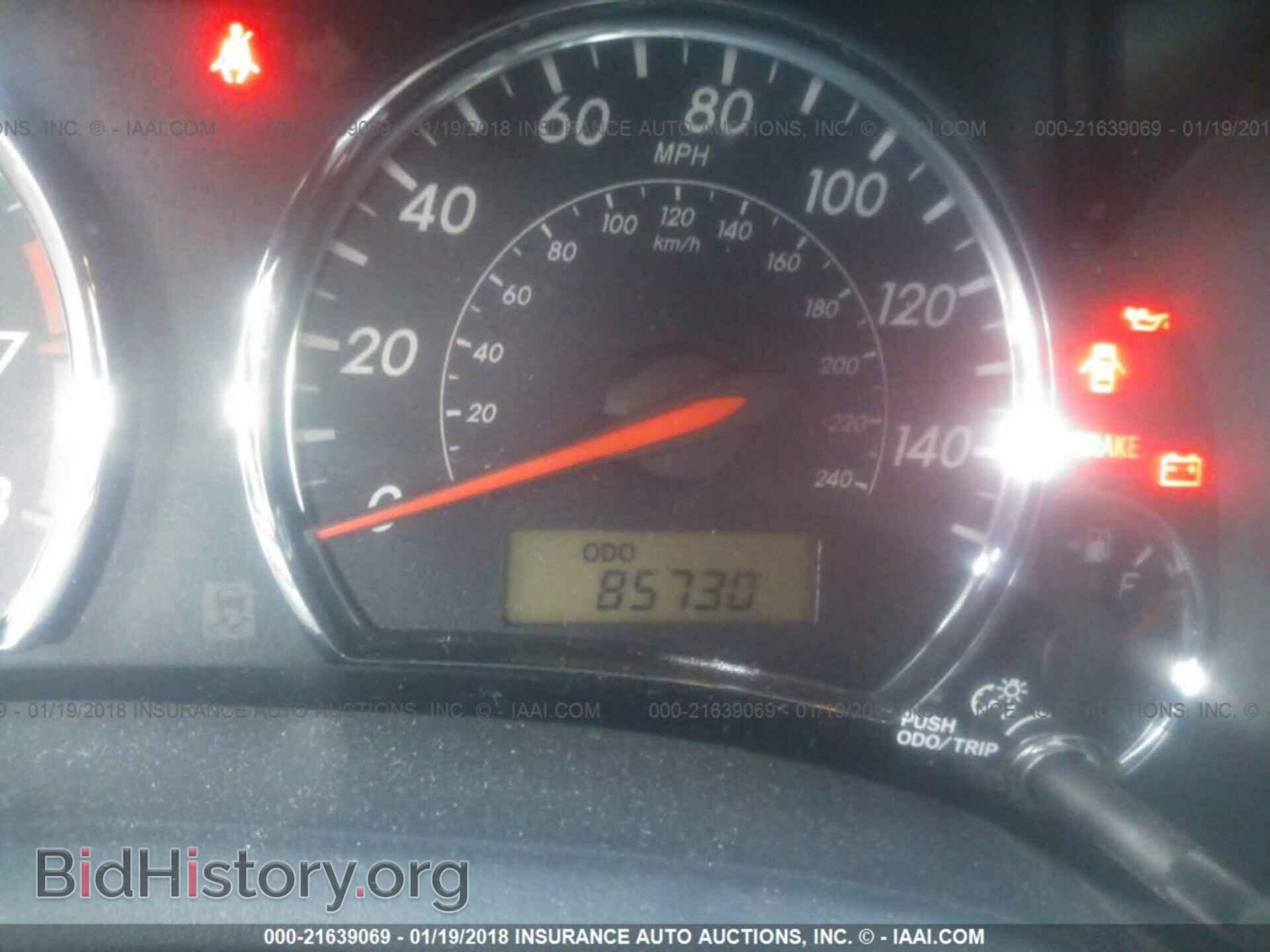 2011 Toyota Corolla - VIN: 2T1BU4EE7BC567520 - Photo 7
