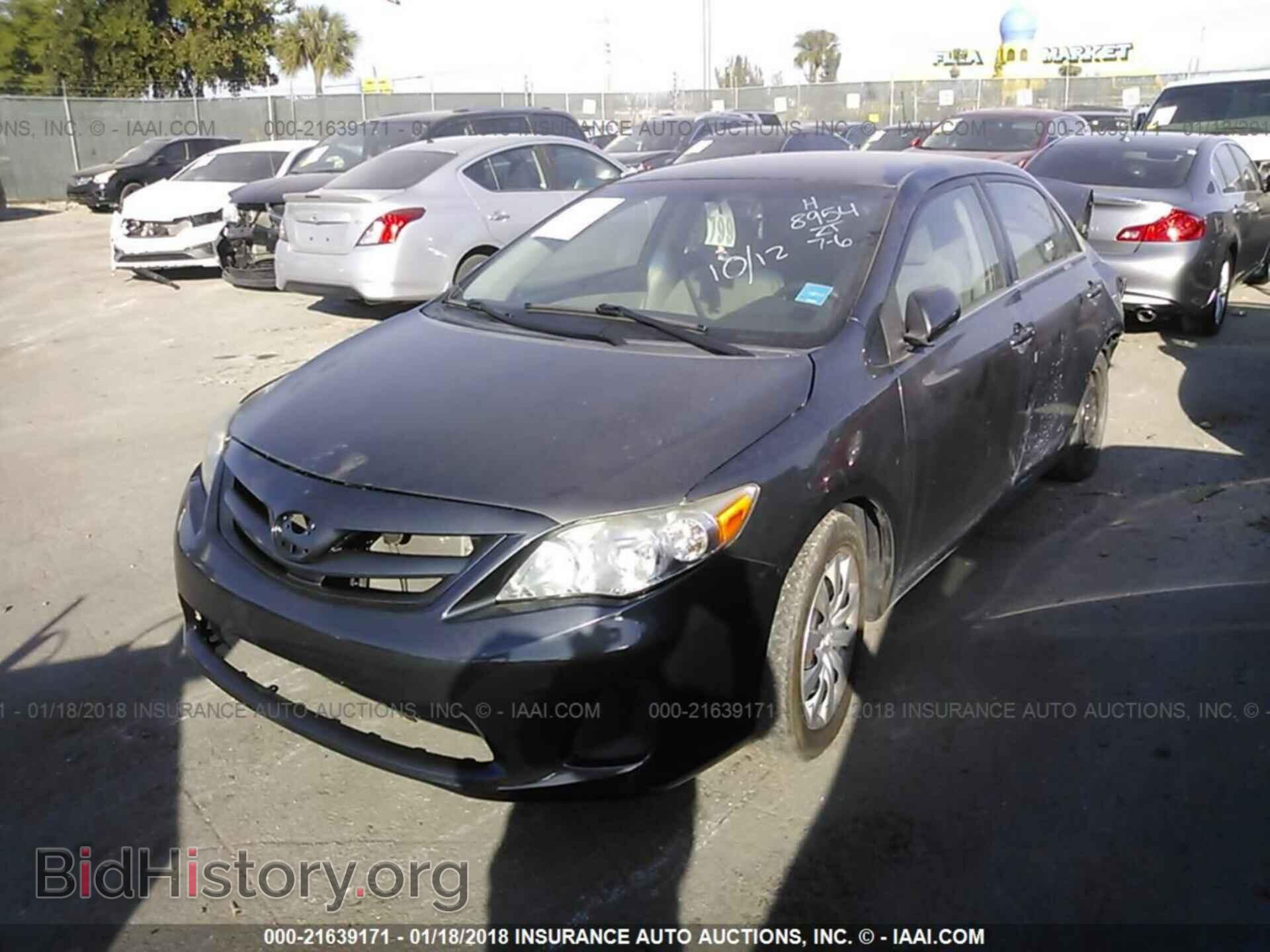 2013 Toyota Corolla - VIN: 5YFBU4EEXDP108954 - Фото 2
