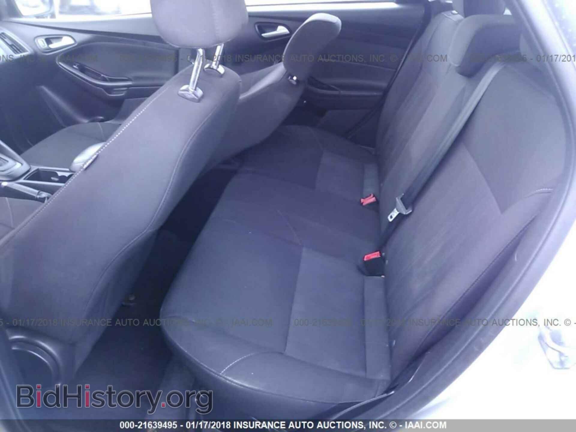 2015 Ford Focus - VIN: 1FADP3K2XFL233331 - Photo 8