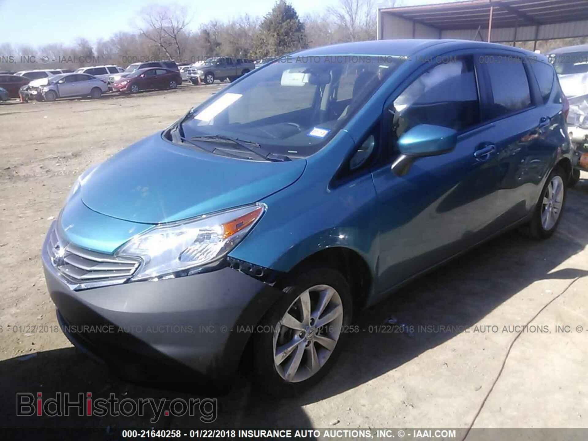 2015 Nissan Versa note - VIN: 3N1CE2CP4FL367193 - Фото 2