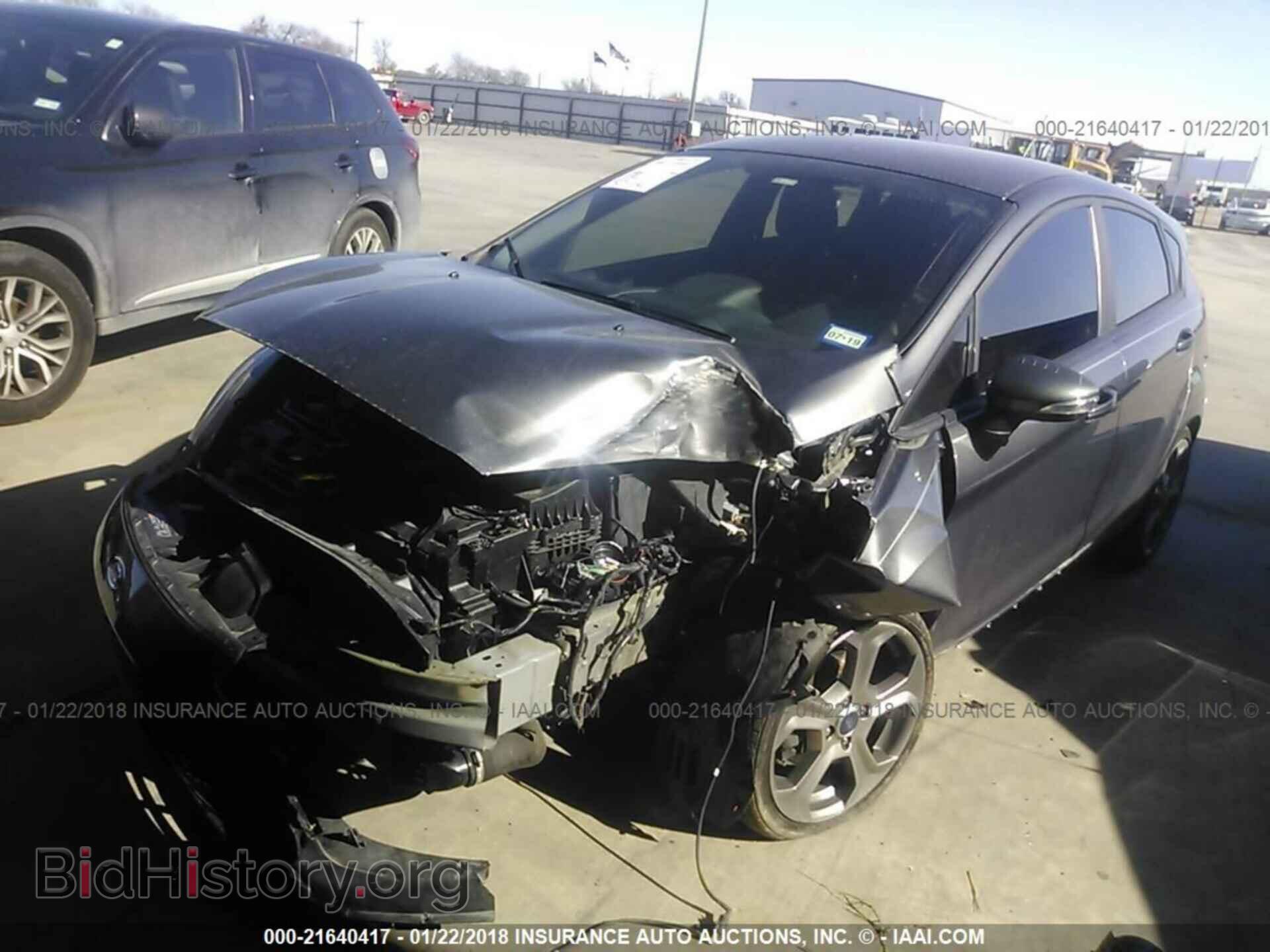 2017 Ford Fiesta - VIN: 3FADP4GX9HM135029 - Фото 2