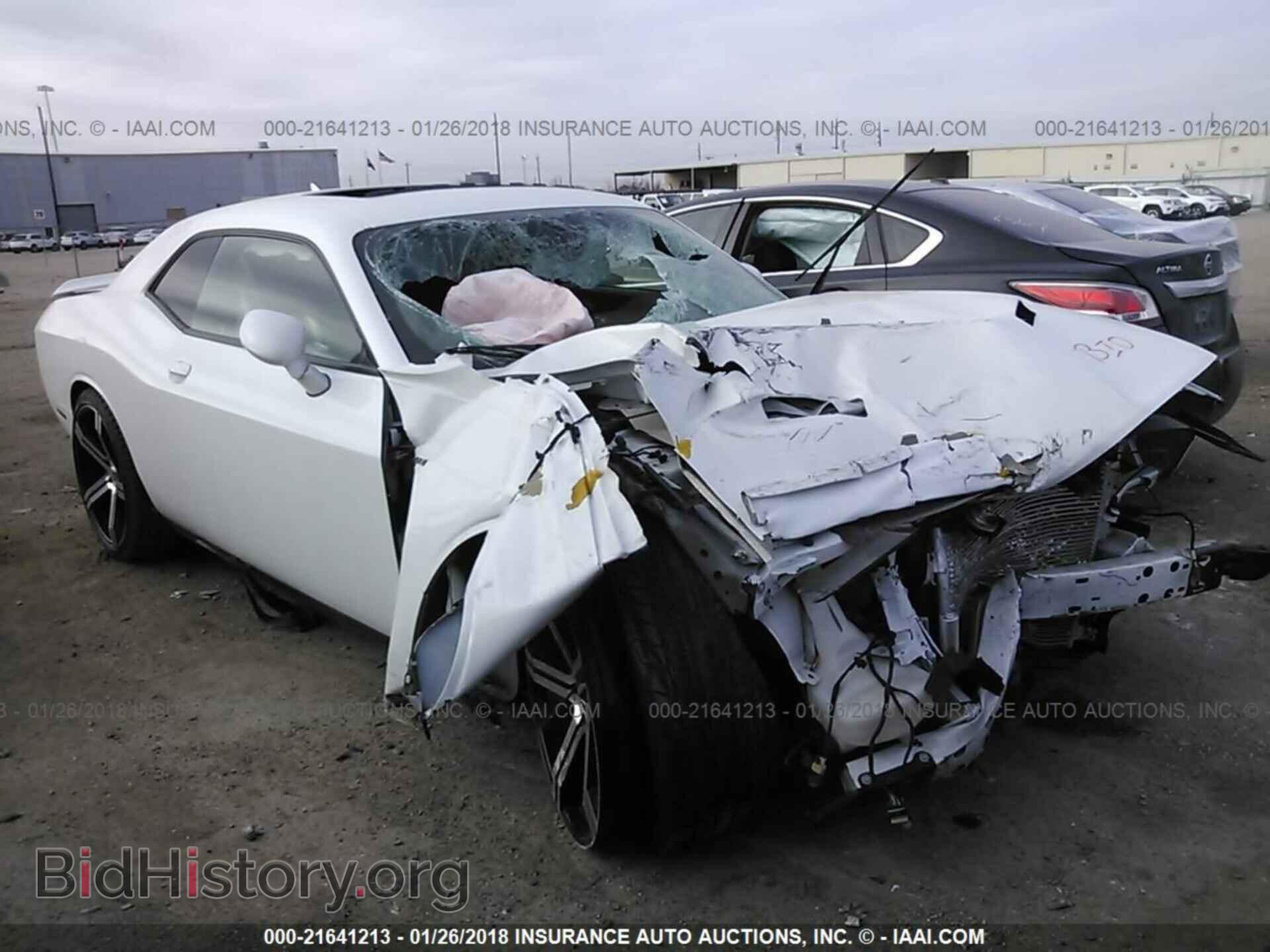 Photo 2C3CDZBT3FH707728 - Dodge Challenger 2015