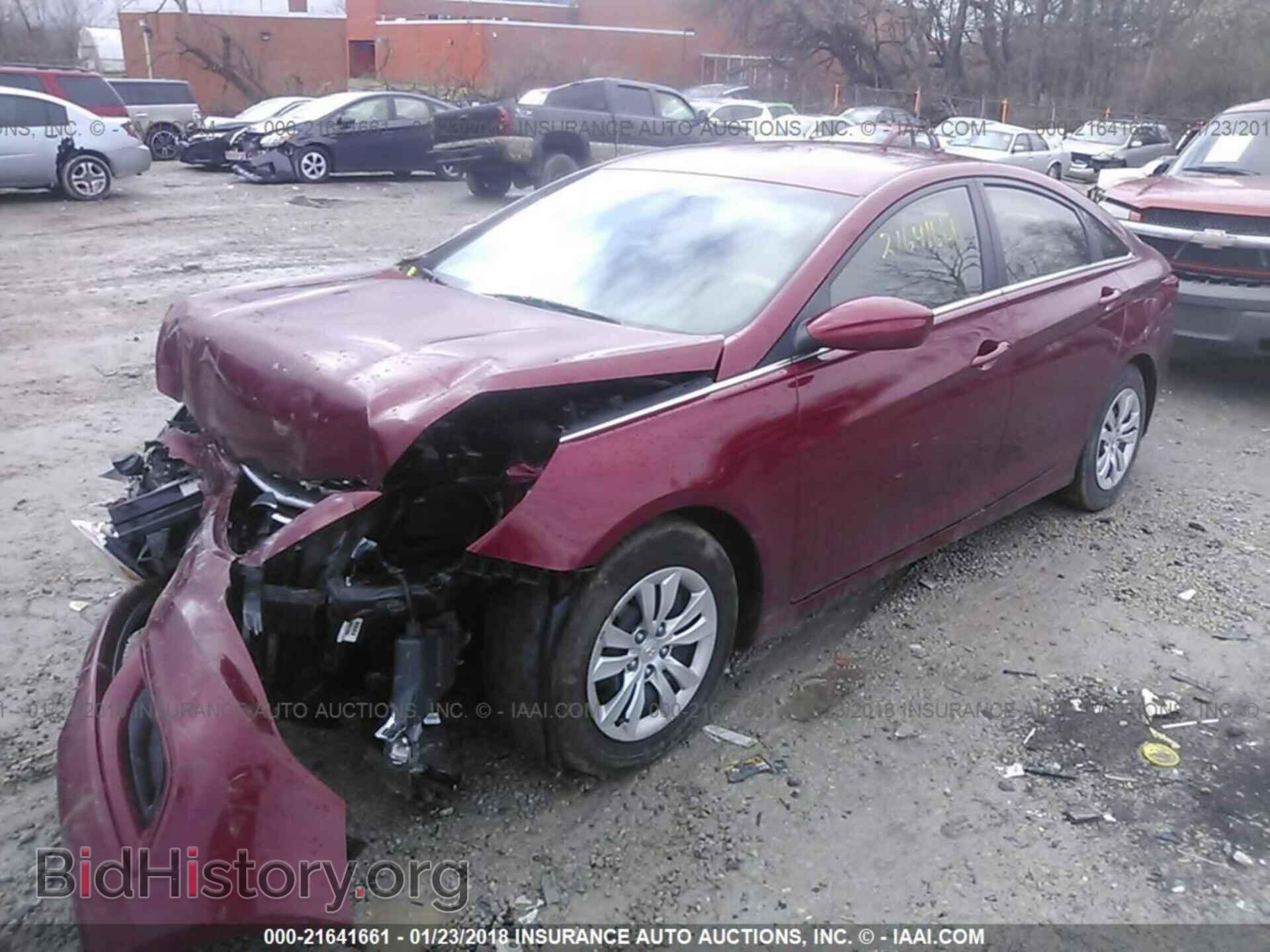 2012 Hyundai Sonata - VIN: 5NPEB4AC2CH343786 - Фото 2