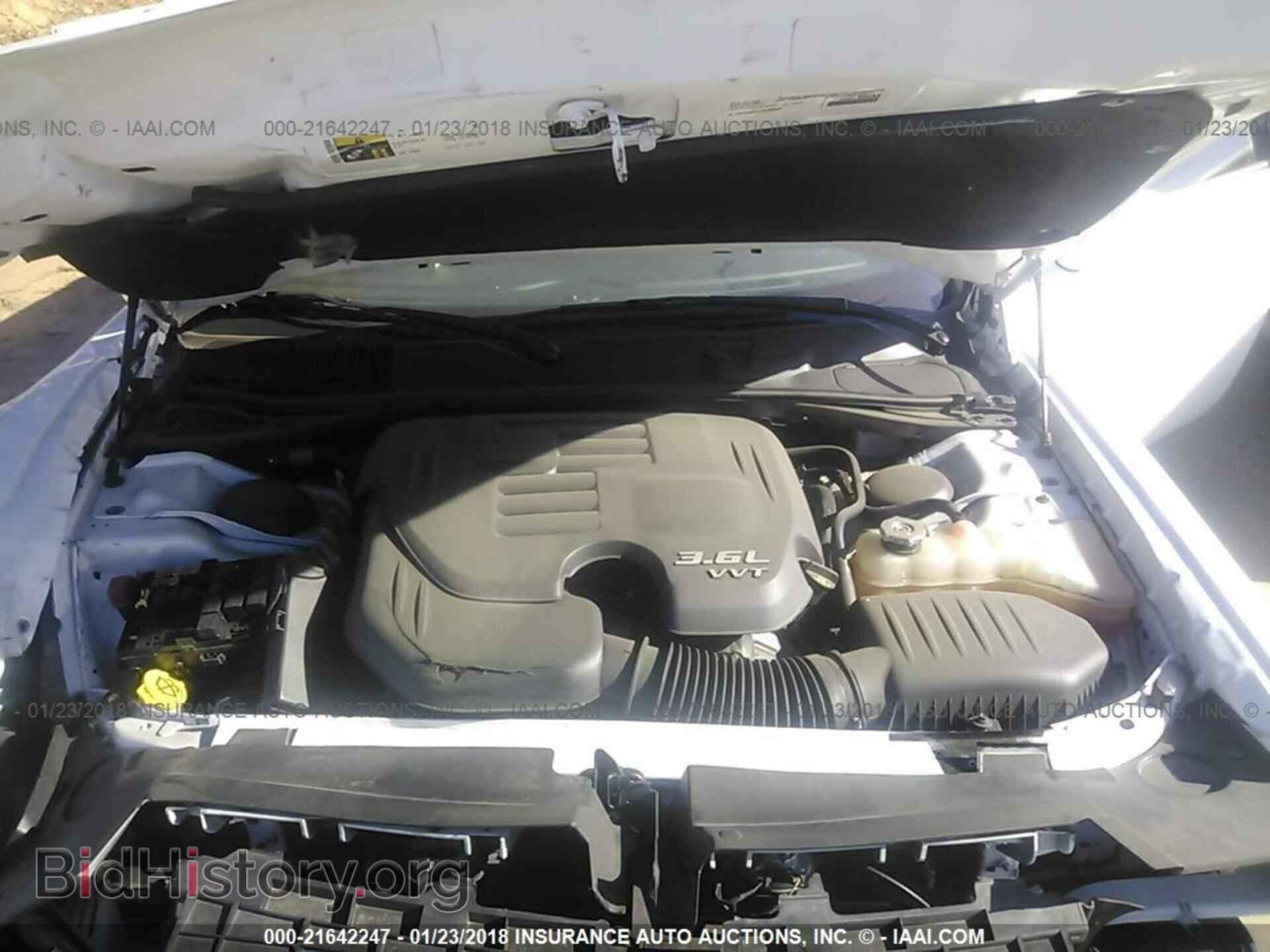 2016 Dodge Challenger - VIN: 2C3CDZAG1GH249547 - Photo 10