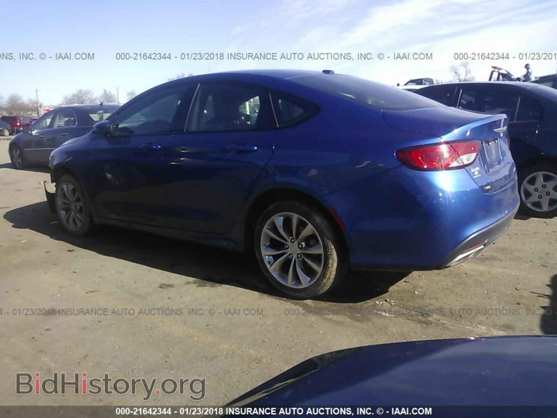 2015 Chrysler 200 - VIN: 1C3CCCBB5FN720284 - Photo 3