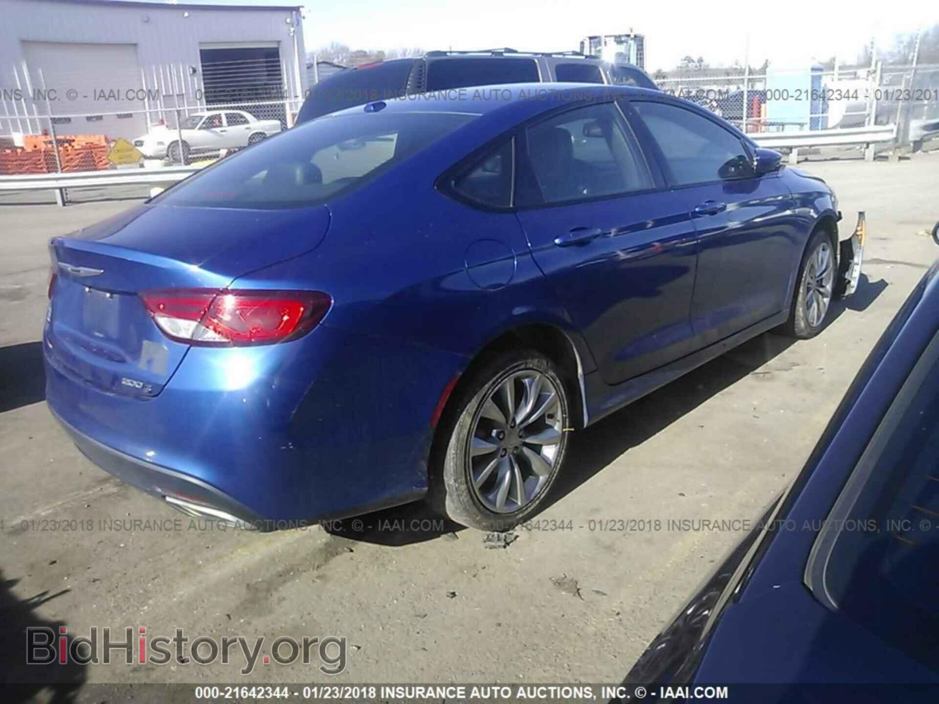 2015 Chrysler 200 - VIN: 1C3CCCBB5FN720284 - Photo 4