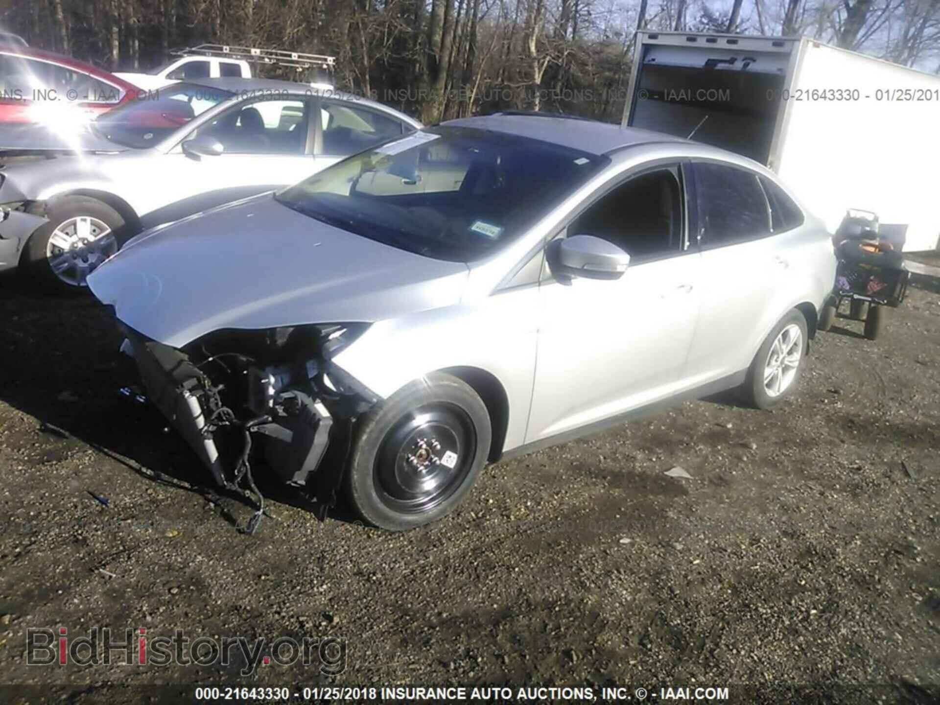 2013 Ford Focus - VIN: 1FADP3F23DL306322 - Photo 2