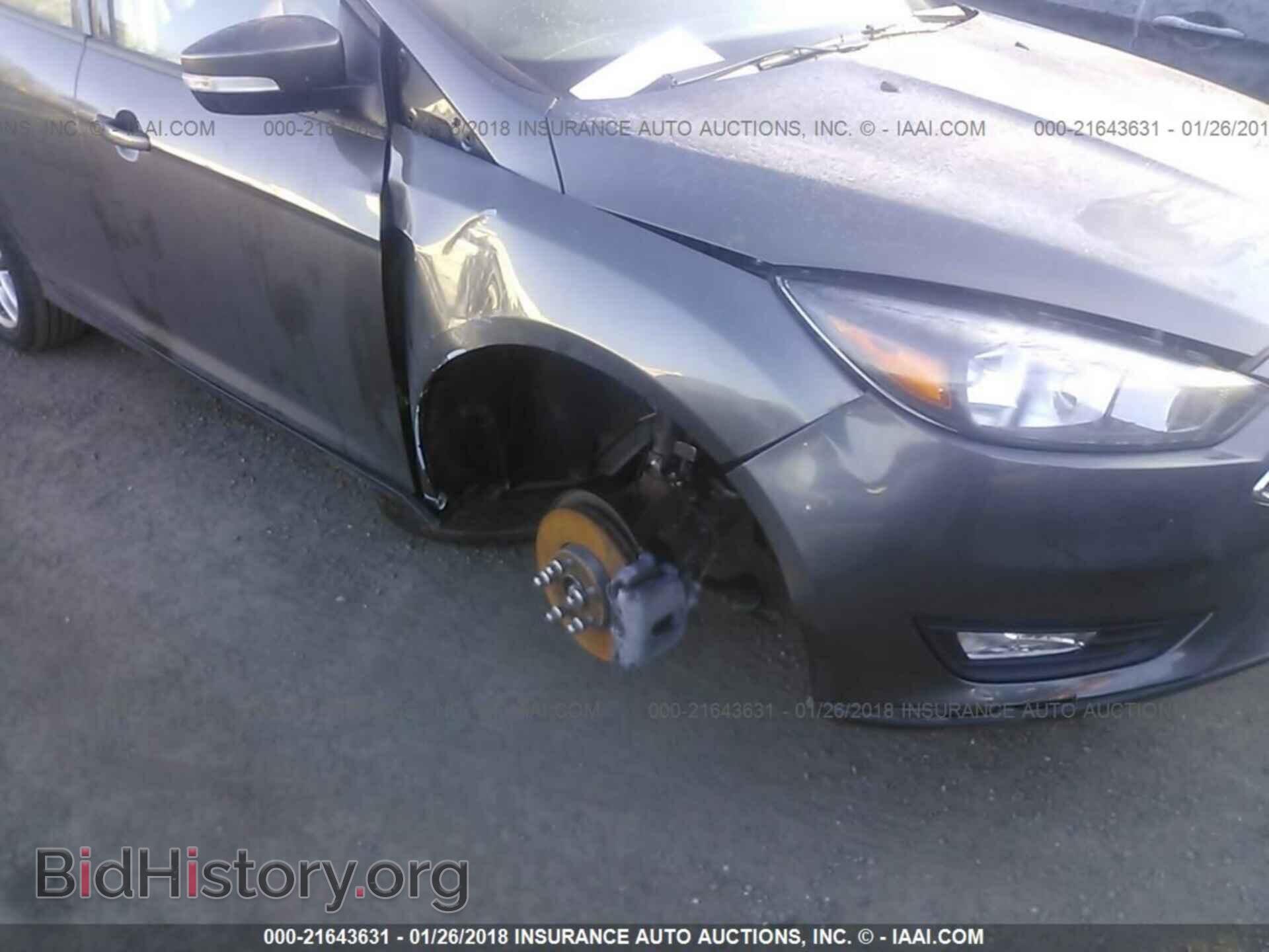 2015 Ford Focus - VIN: 1FADP3K27FL382411 - Photo 6