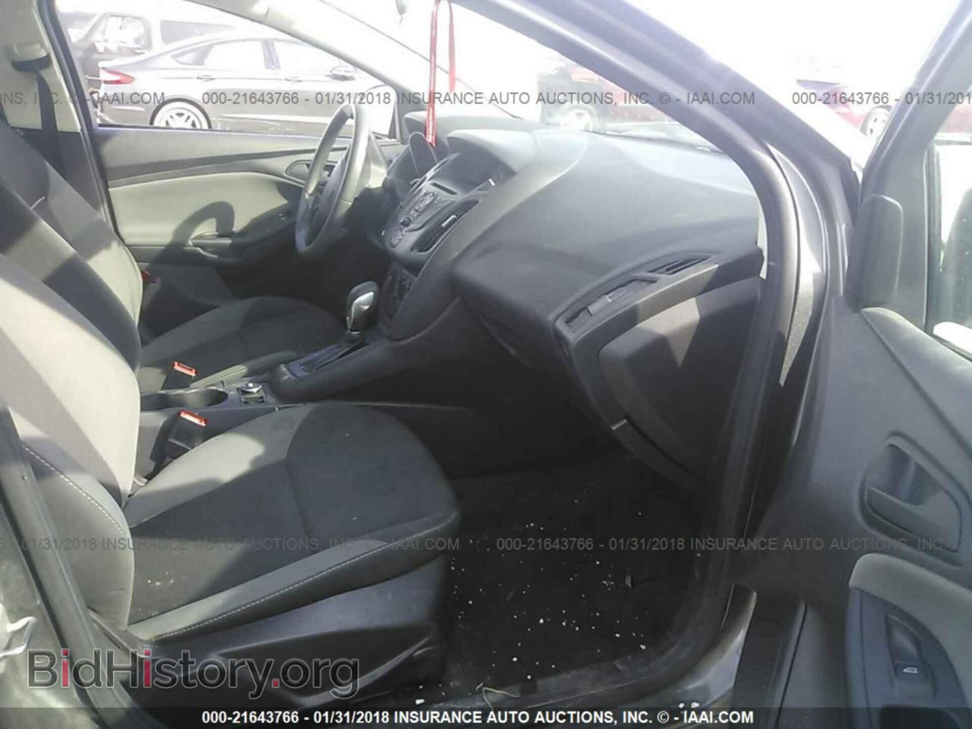 2012 Ford Focus - VIN: 1FAHP3E29CL194157 - Photo 5