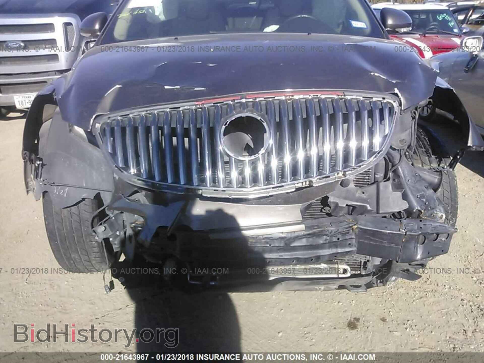 2011 Buick Enclave - VIN: 5GAKRCEDXBJ228551 - Photo 6