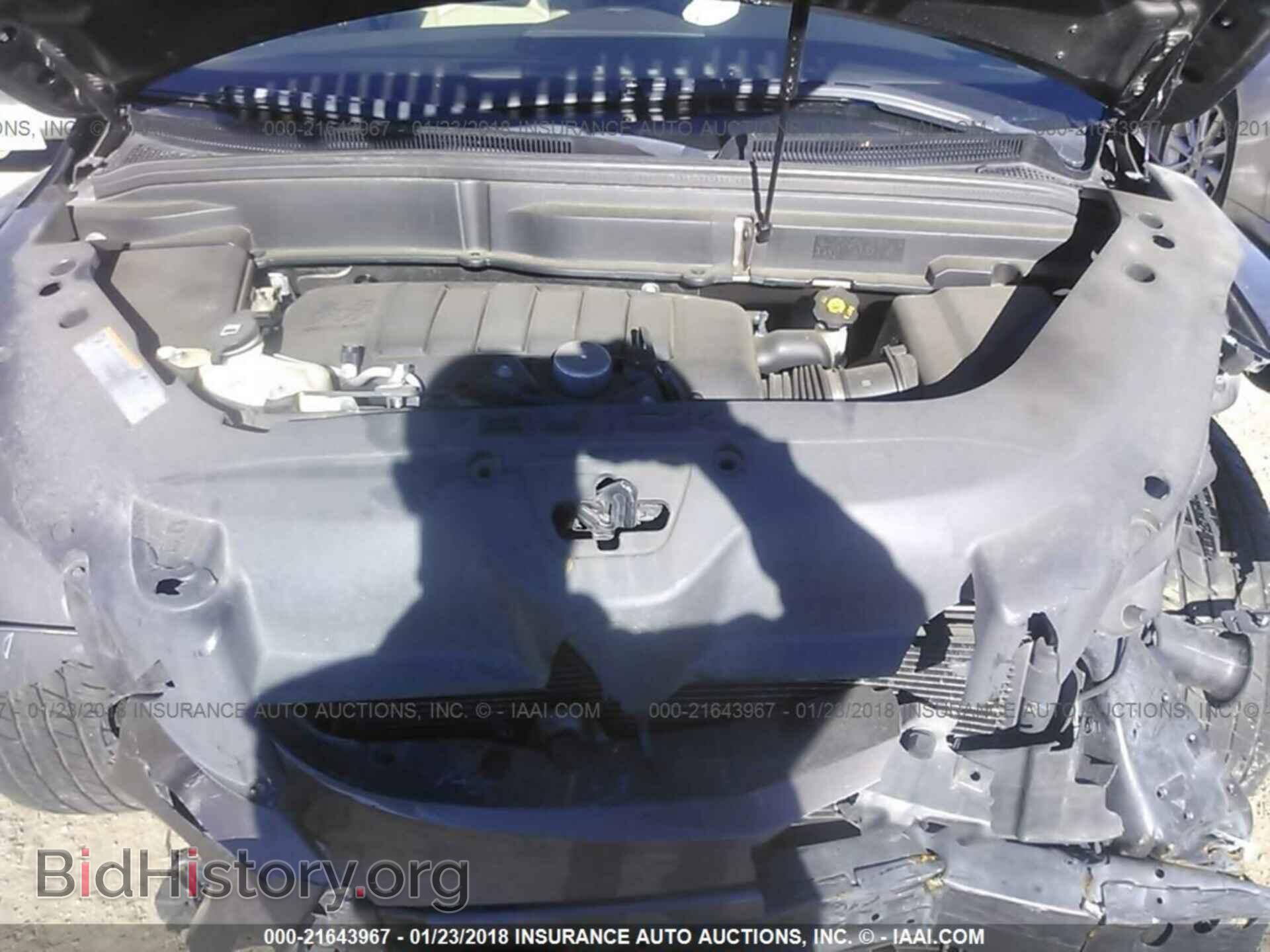 2011 Buick Enclave - VIN: 5GAKRCEDXBJ228551 - Photo 10