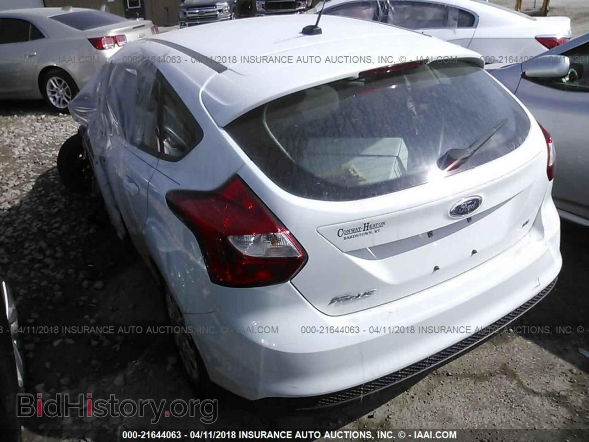 2012 Ford Focus - VIN: 1FAHP3K27CL289059 - Photo 3