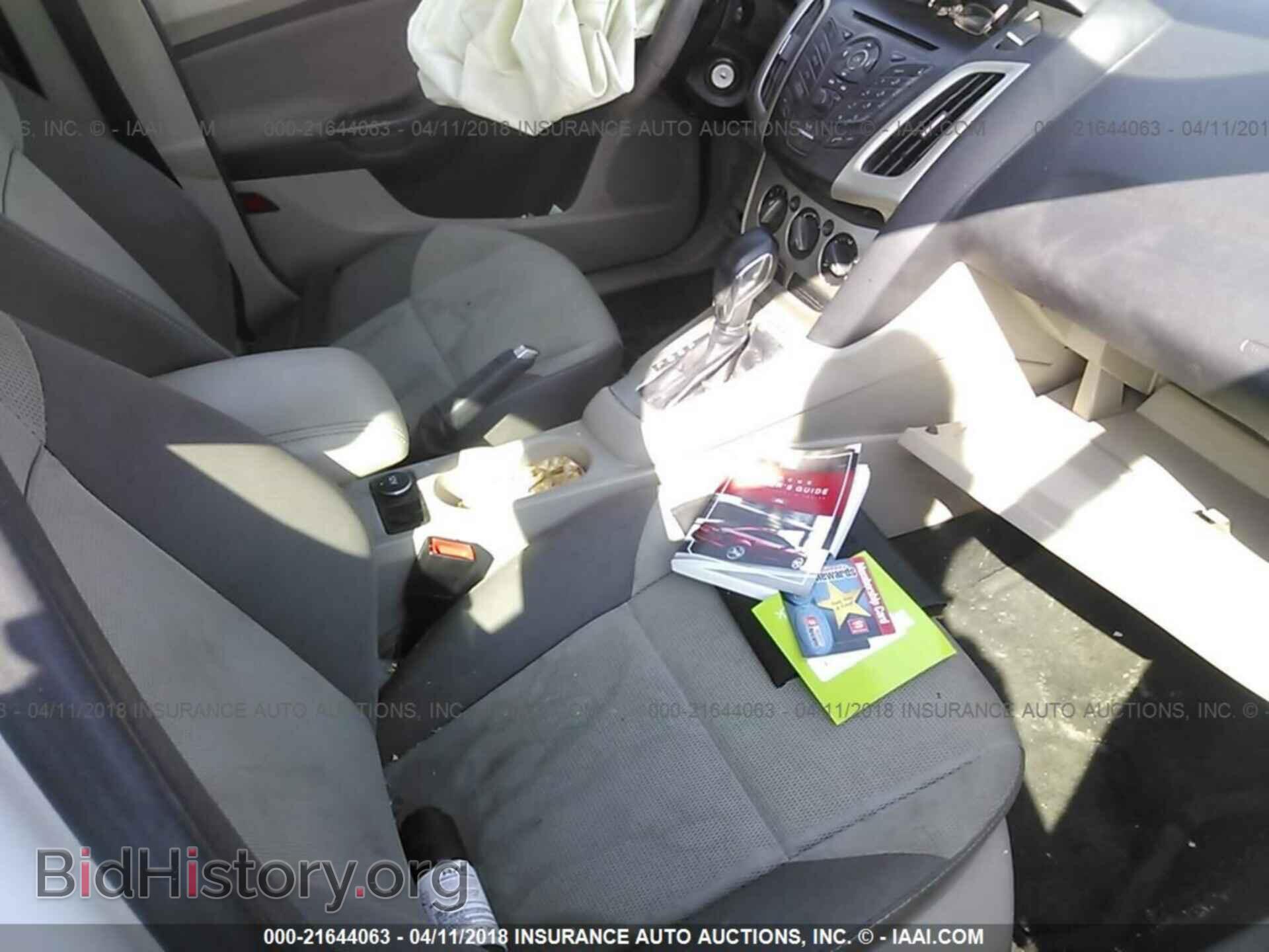 2012 Ford Focus - VIN: 1FAHP3K27CL289059 - Photo 5