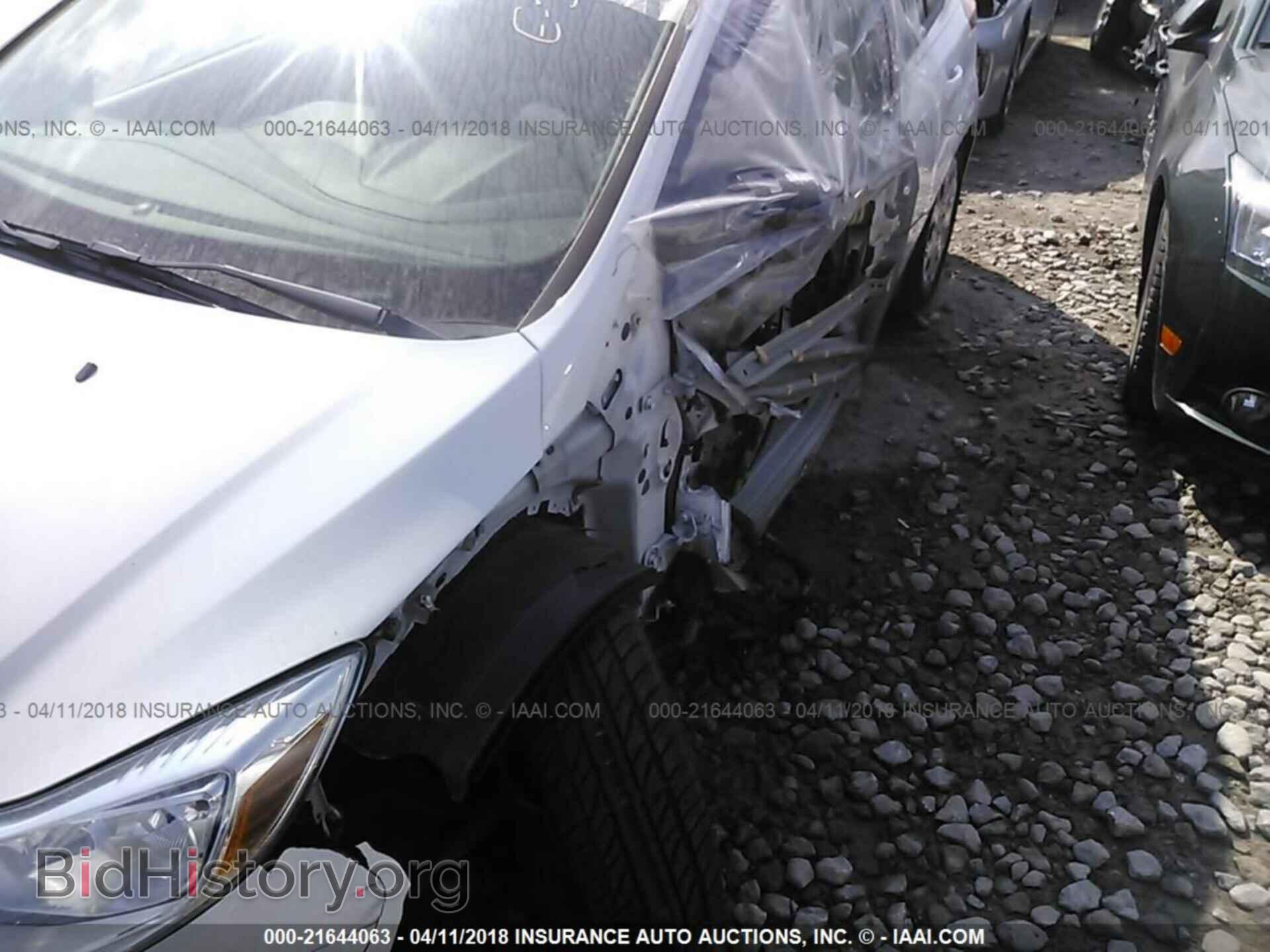 2012 Ford Focus - VIN: 1FAHP3K27CL289059 - Photo 6