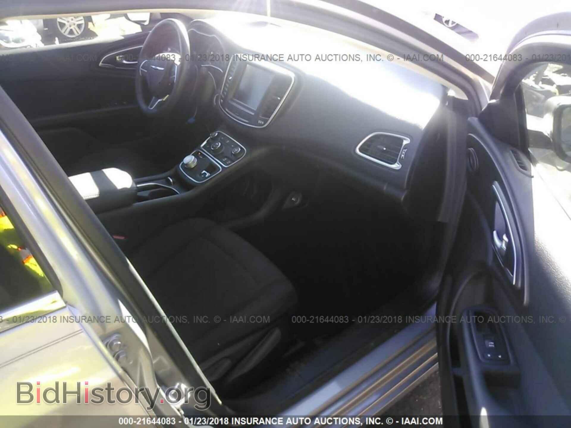 2016 Chrysler 200 - VIN: 1C3CCCAB1GN146513 - Фото 5