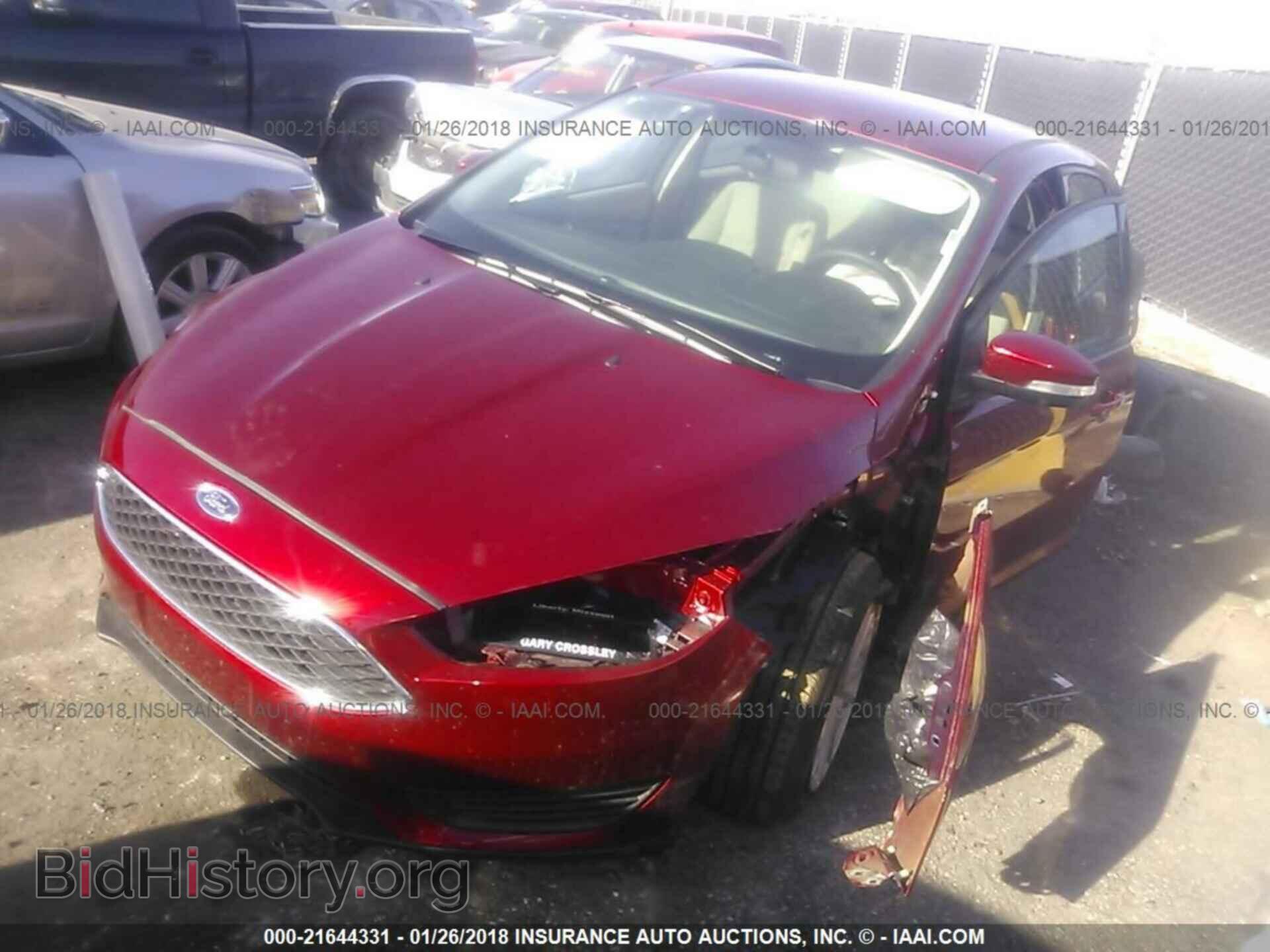 2017 Ford Focus - VIN: 1FADP3K26HL318962 - Фото 2