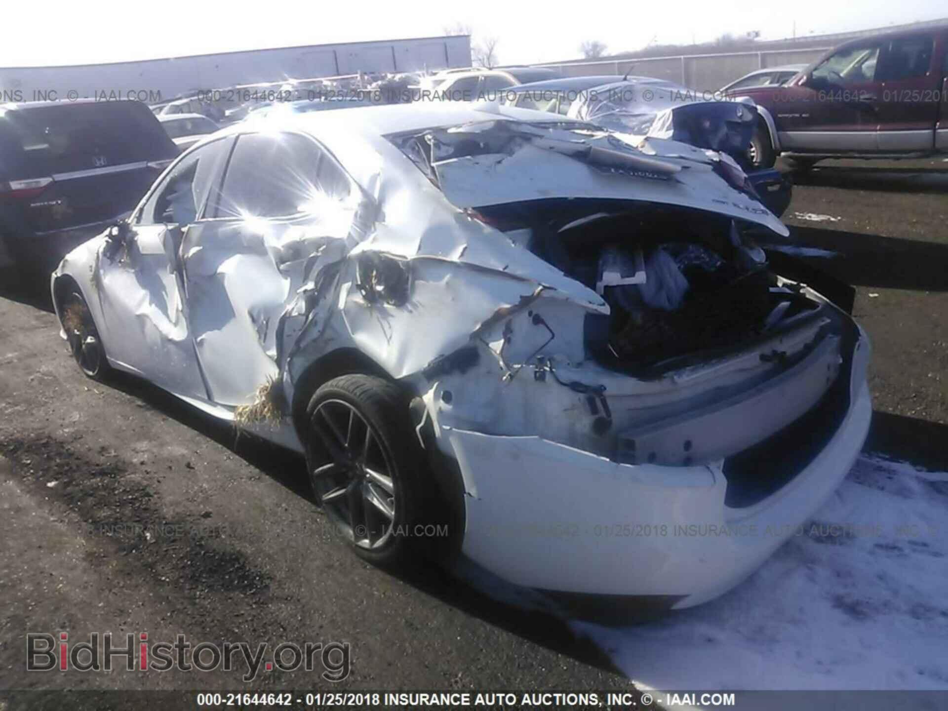 2014 Lexus Is - VIN: JTHCF1D22E5000894 - Photo 3