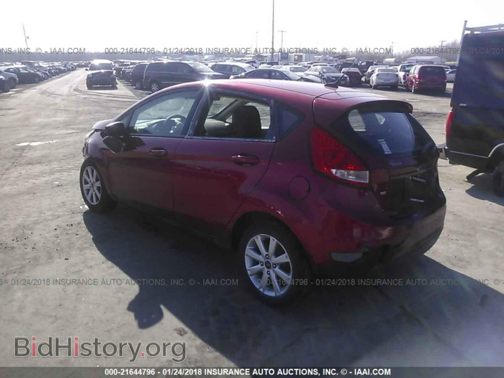 2011 Ford Fiesta - VIN: 3FADP4EJ3BM108947 - Фото 3