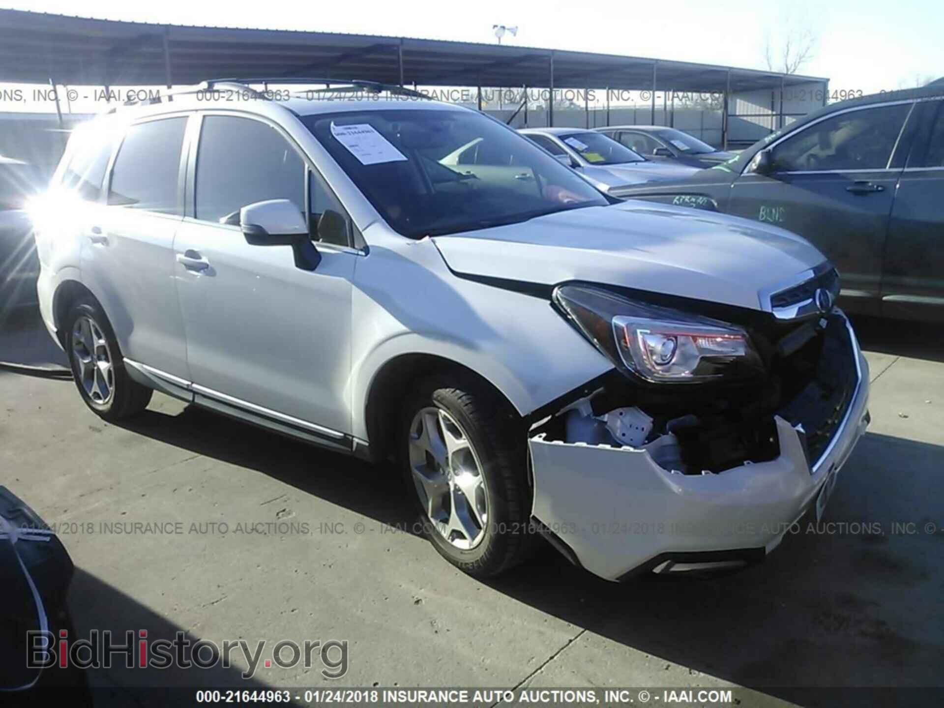 Photo JF2SJAWC3HH579111 - Subaru Forester 2017