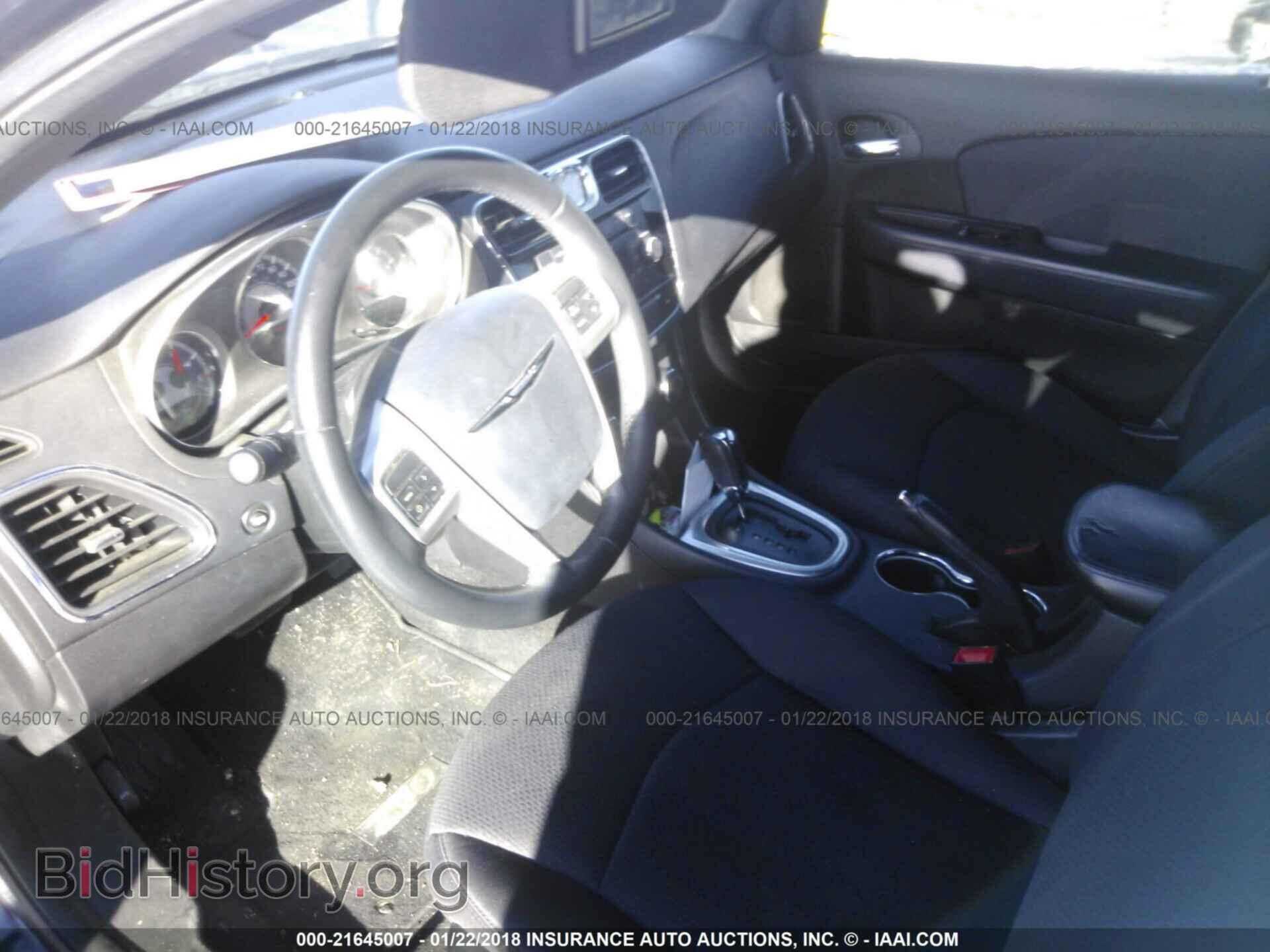 2012 Chrysler 200 - VIN: 1C3CCBBG7CN307879 - Фото 5