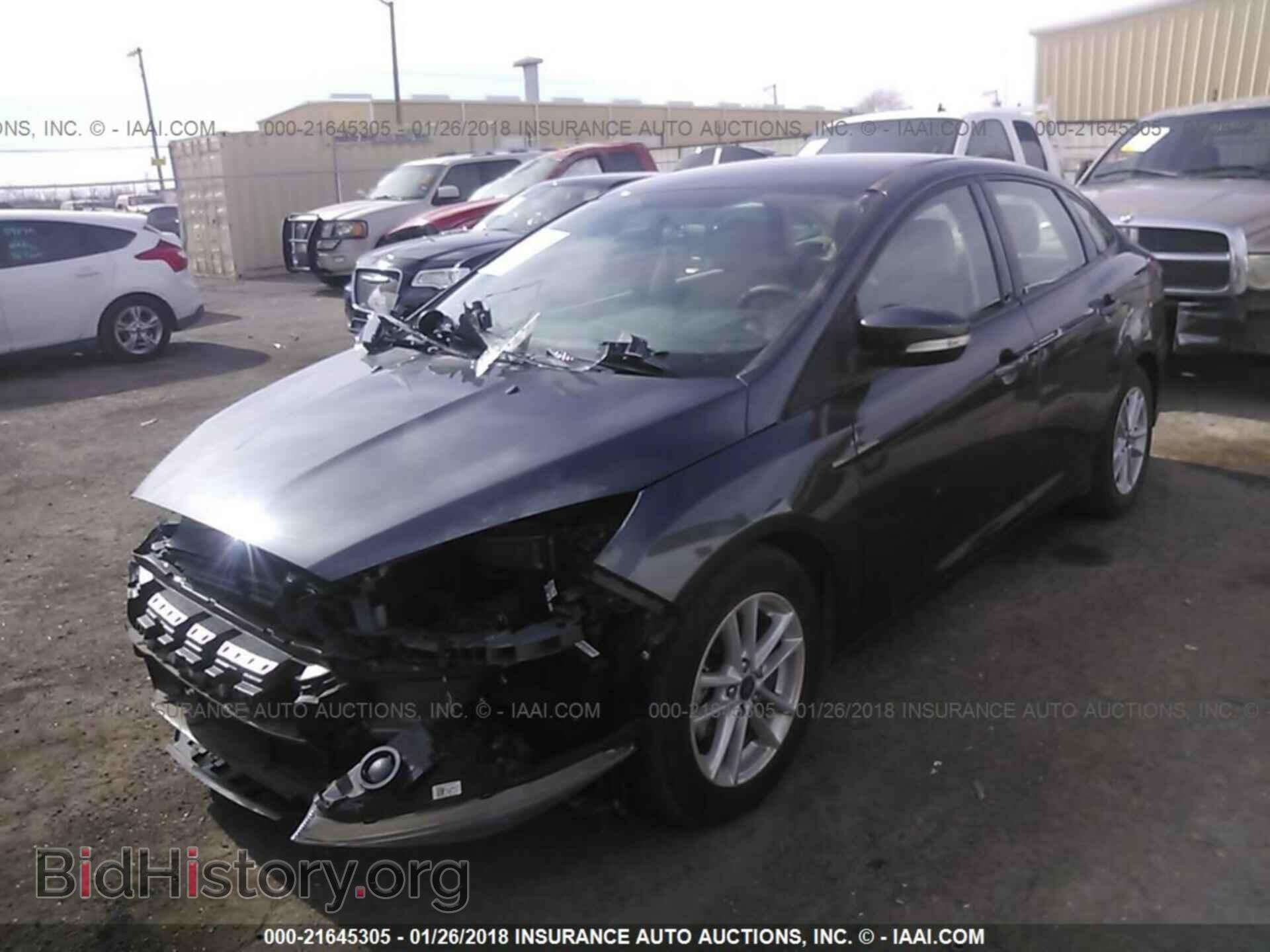 2017 Ford Focus - VIN: 1FADP3F21HL337770 - Photo 2