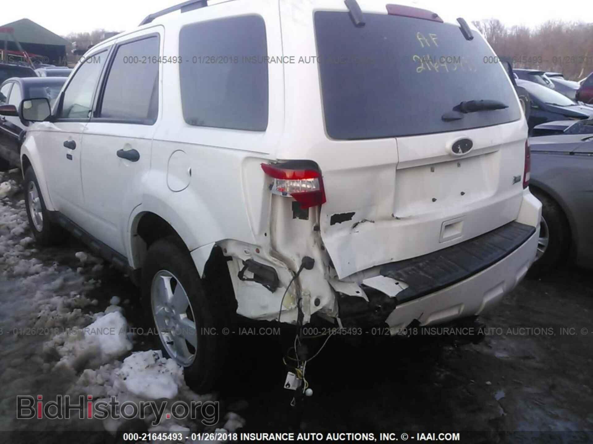 2012 Ford Escape - VIN: 1FMCU9DG1CKB34520 - Photo 6