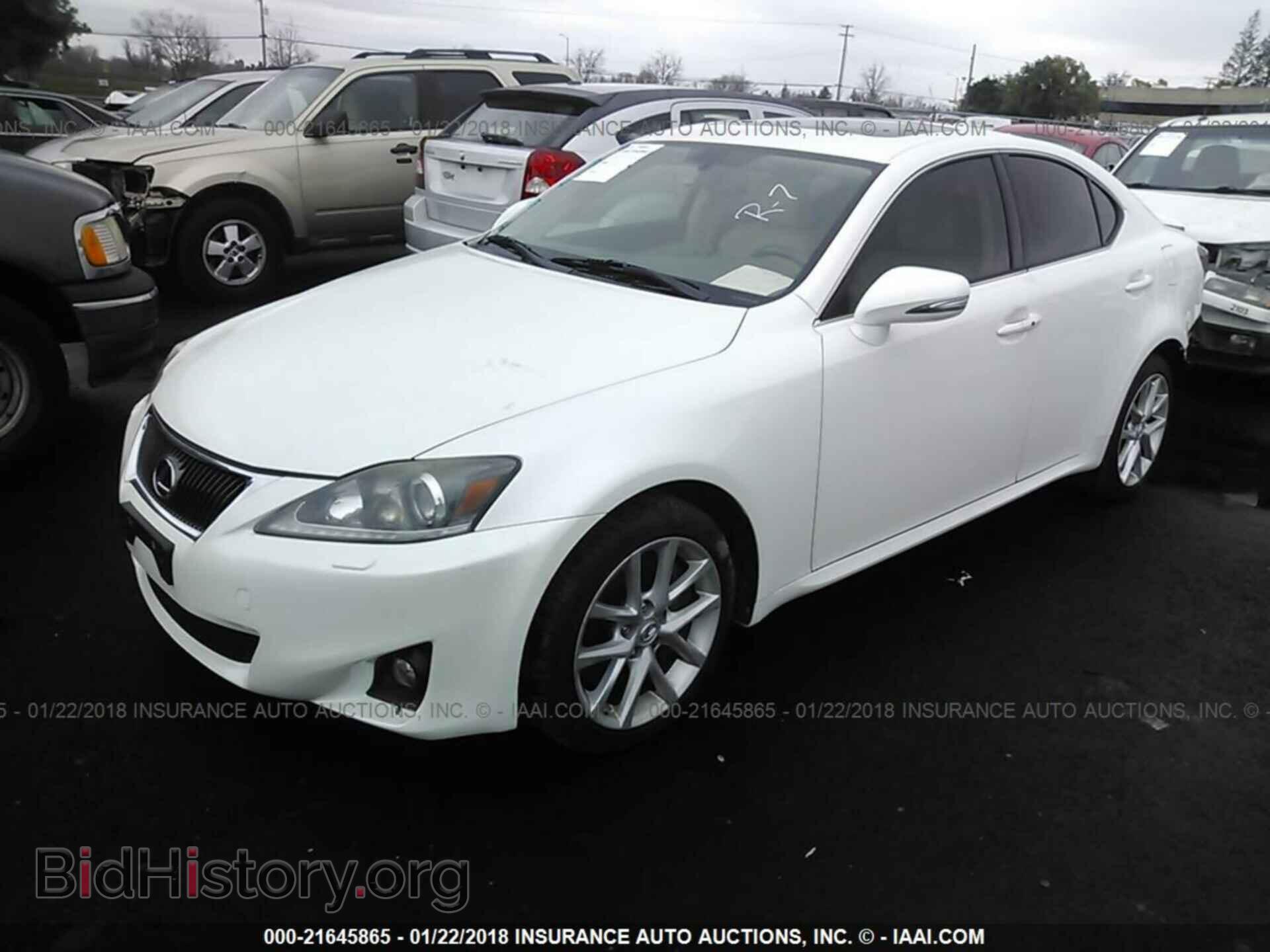 2011 Lexus Is - VIN: JTHCE5C28B5000549 - Photo 2