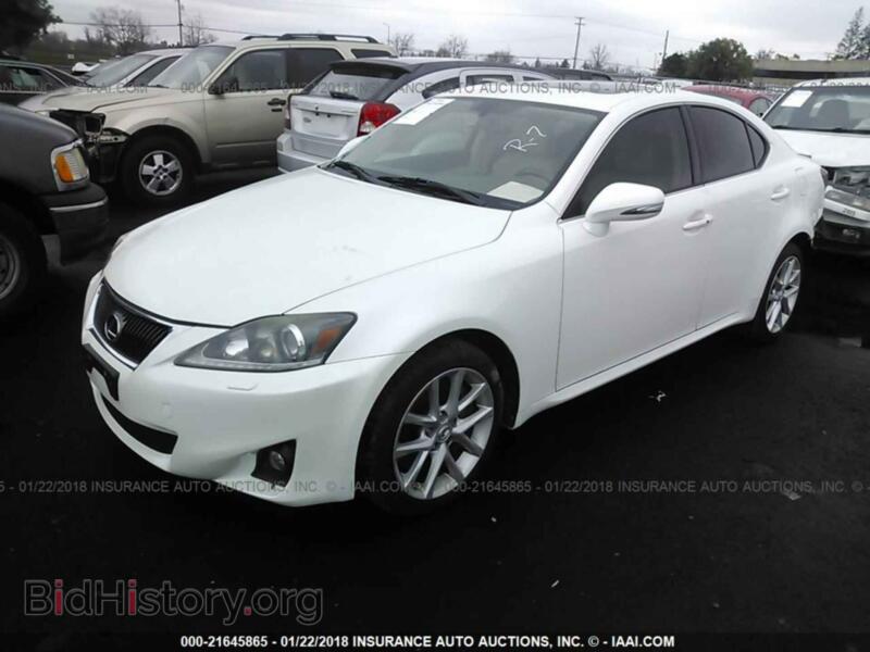 2011 Lexus IS (VIN JTHCE5C28B5000549) — фото 2 из 10