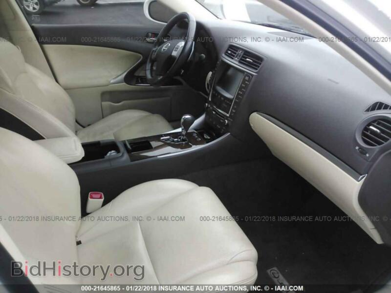 2011 Lexus IS (VIN JTHCE5C28B5000549) — фото 5 из 10