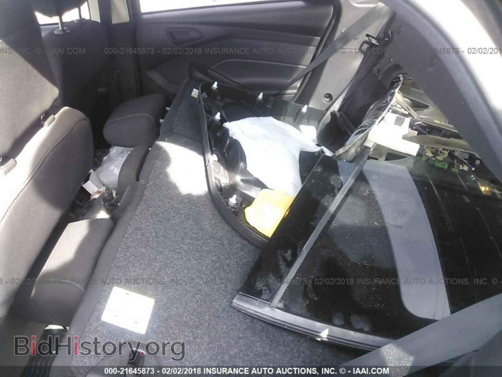 2016 Ford Focus - VIN: 1FADP3E22GL376805 - Фото 8