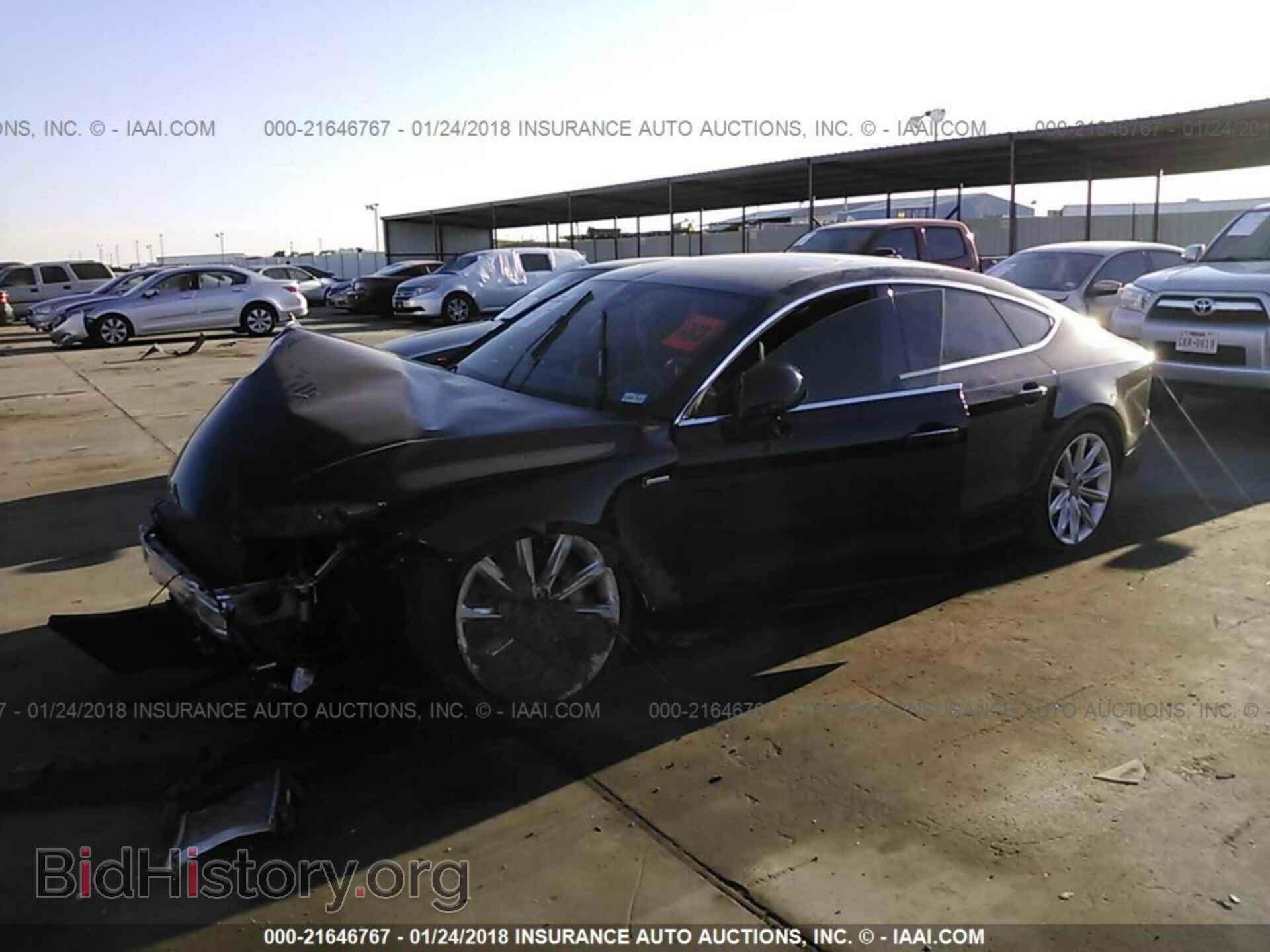 2013 Audi A7 - VIN: WAU2GAFC8DN081623 - Photo 2