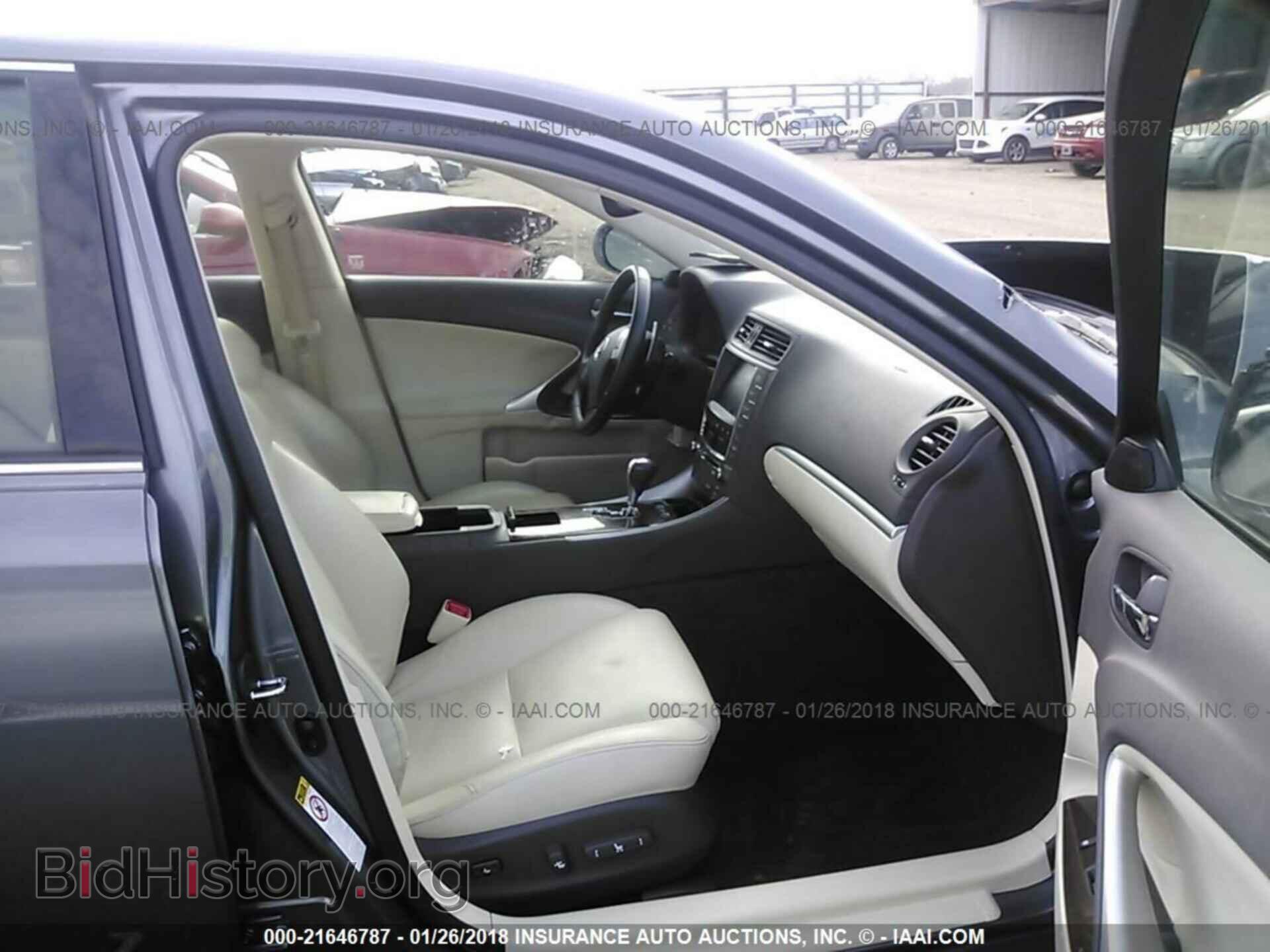 2012 Lexus Is - VIN: JTHBF5C24C5162043 - Фото 5