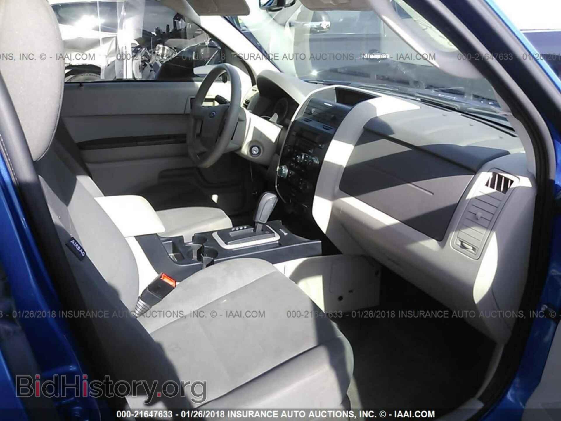 2011 Ford Escape - VIN: 1FMCU0C77BKC41695 - Фото 5