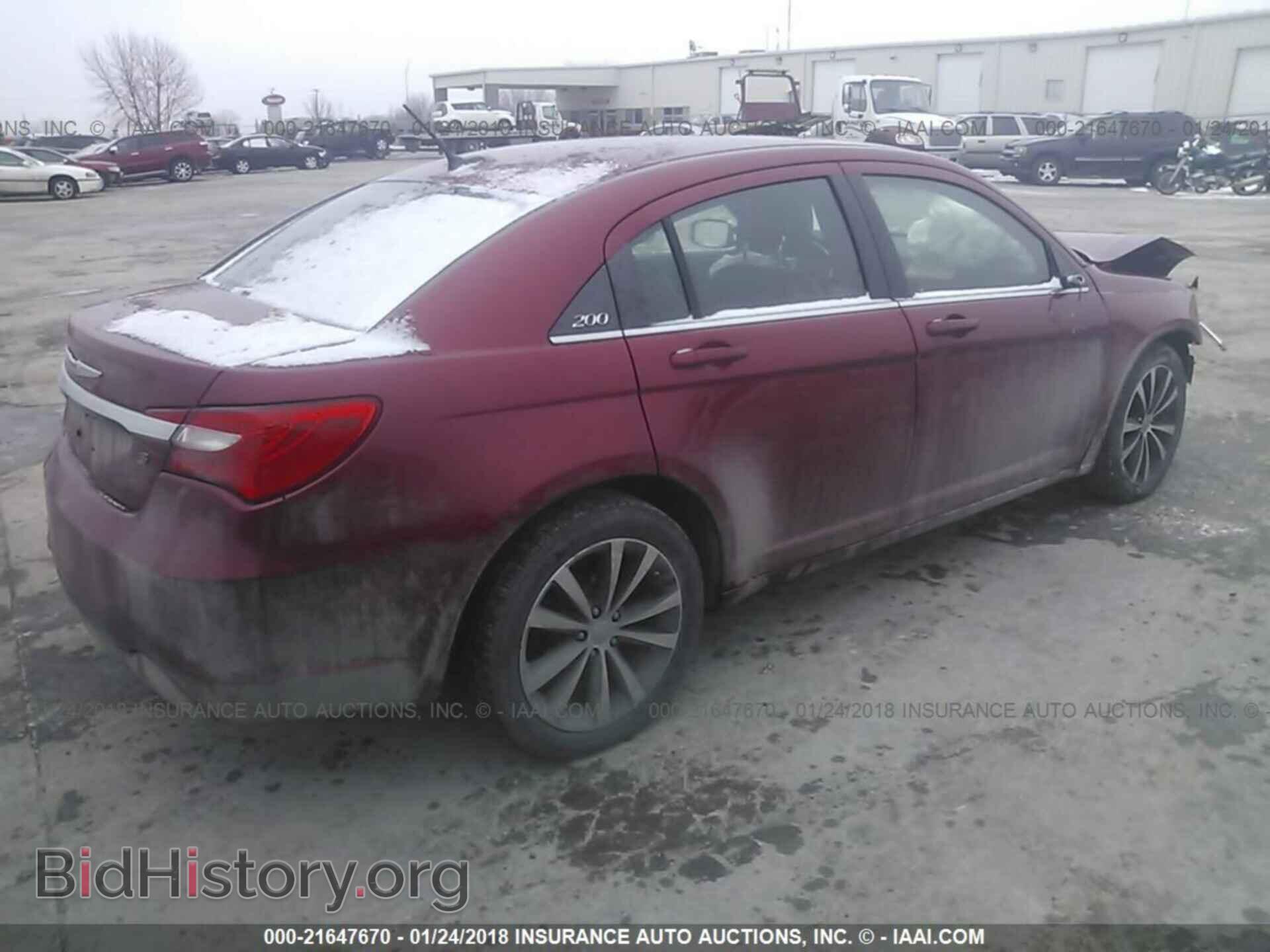 2012 Chrysler 200 - VIN: 1C3CCBHG1CN289452 - Фото 4