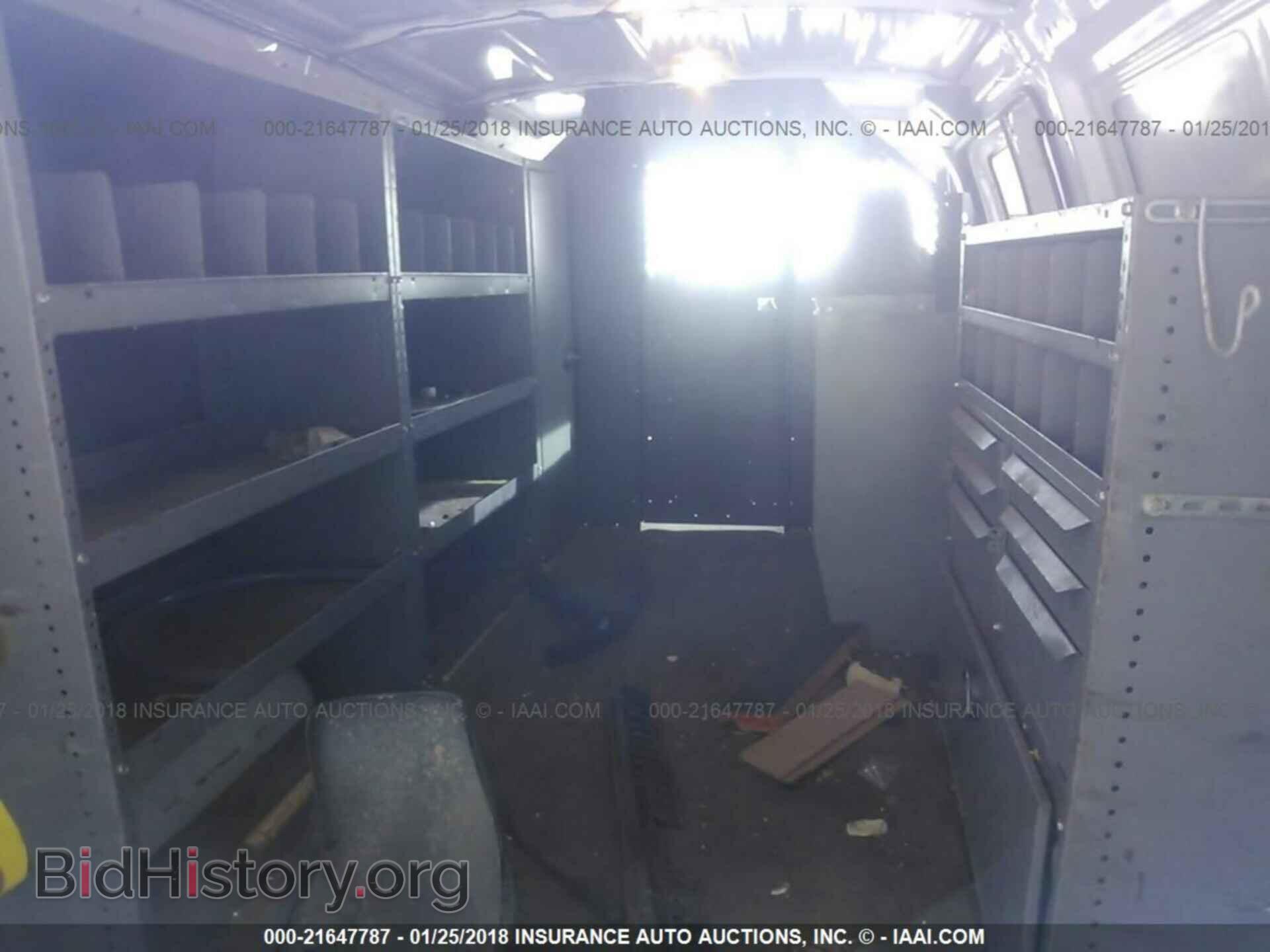 2011 Ford Econoline - VIN: 1FTNE1EW9BDA35674 - Фото 8