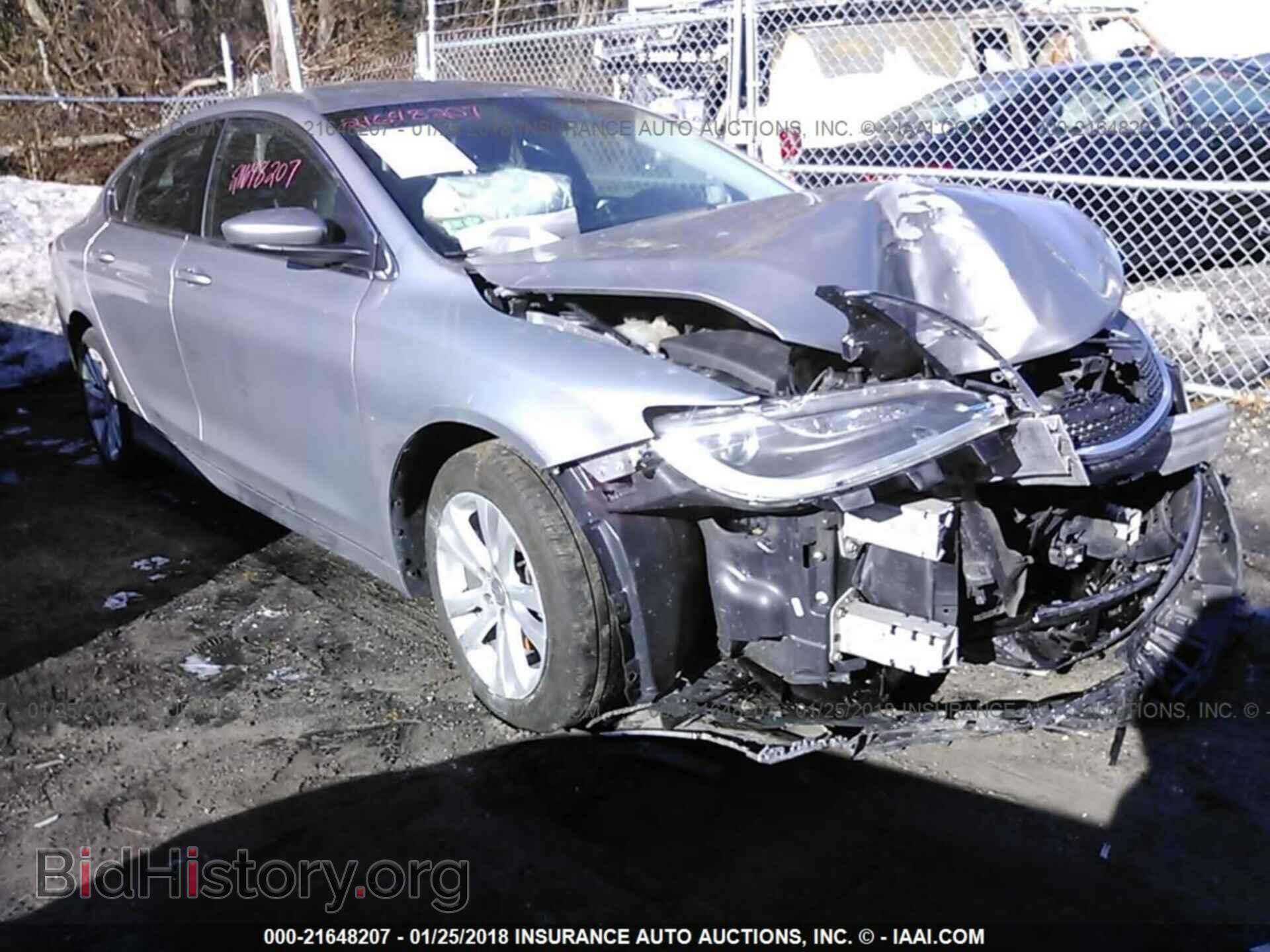 Photo 1C3CCCABXFN734098 - Chrysler 200 2015
