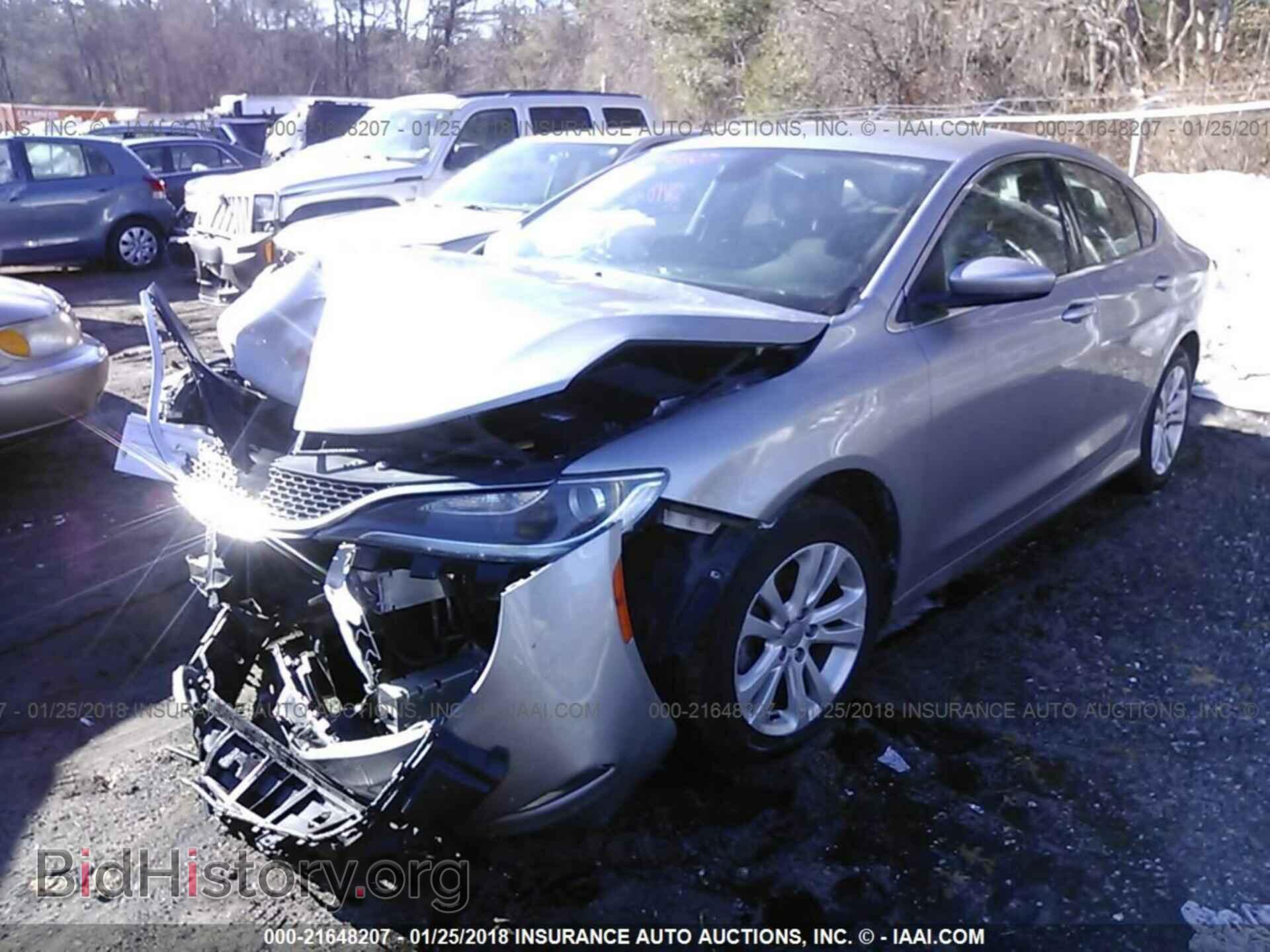 2015 Chrysler 200 - VIN: 1C3CCCABXFN734098 - Фото 2
