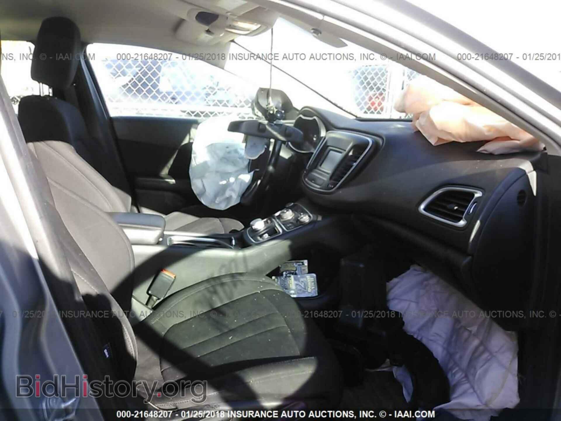 2015 Chrysler 200 - VIN: 1C3CCCABXFN734098 - Фото 5