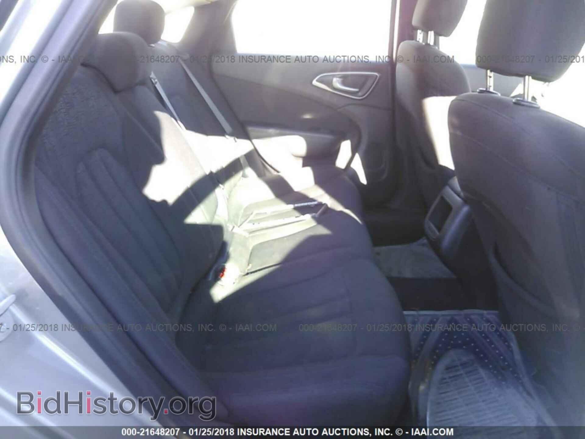 2015 Chrysler 200 - VIN: 1C3CCCABXFN734098 - Фото 8