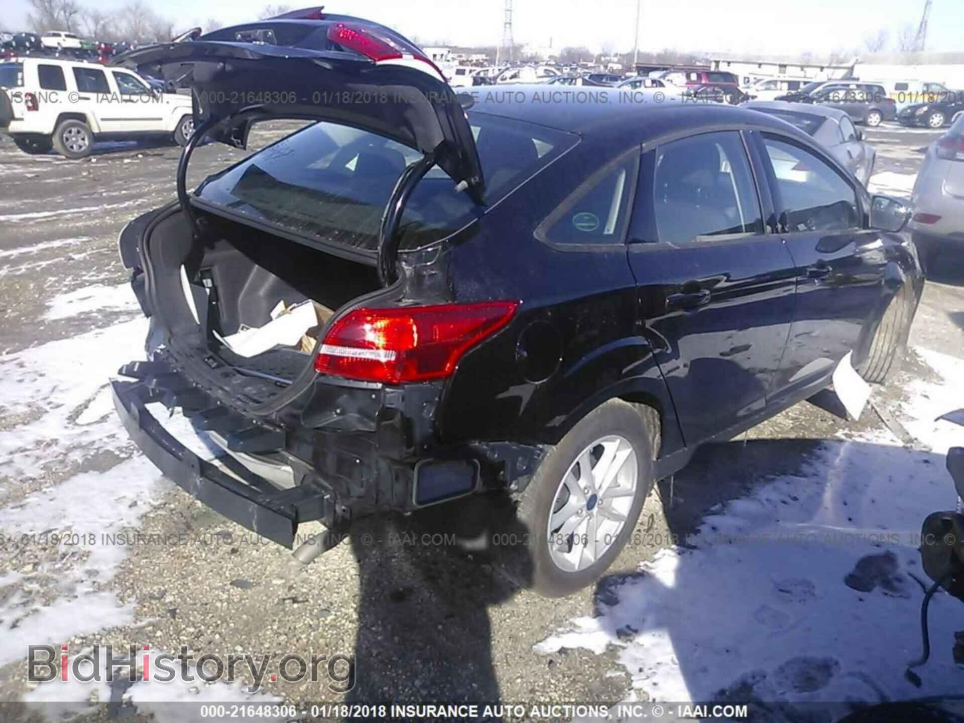 2017 Ford Focus - VIN: 1FADP3F29HL291766 - Фото 4