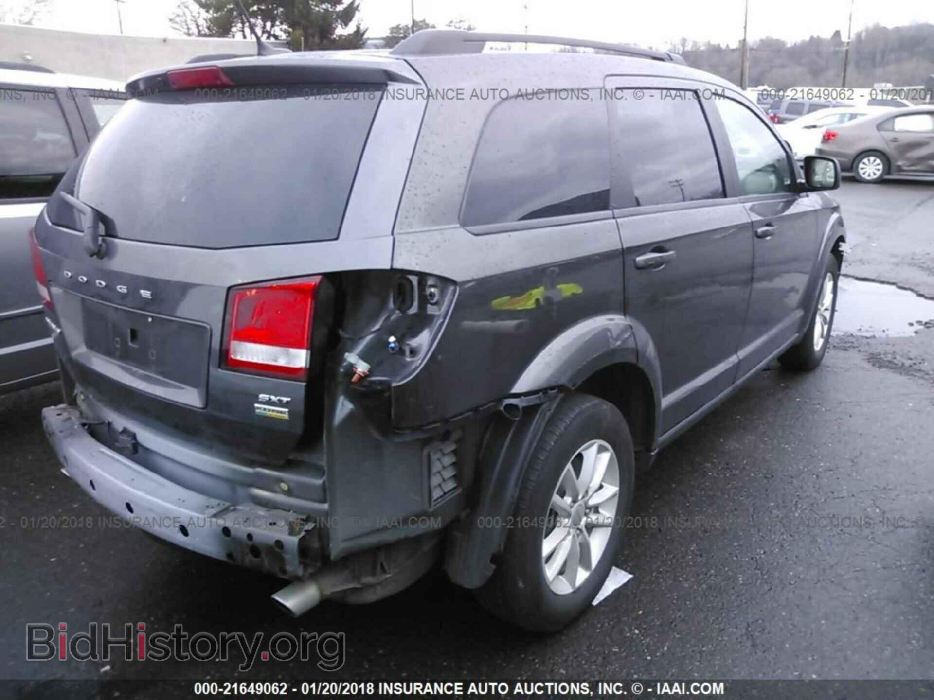 2017 Dodge Journey - VIN: 3C4PDCBG2HT572734 - Фото 4
