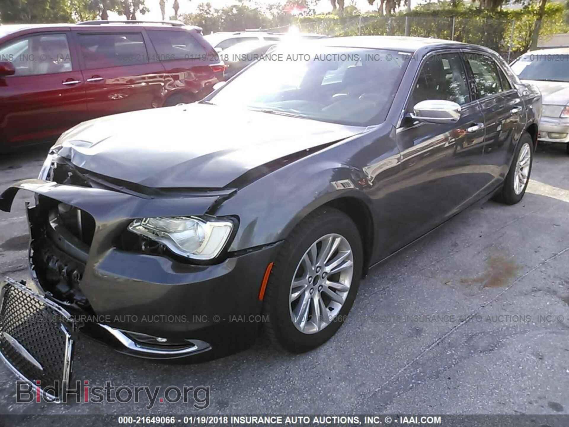 2016 Chrysler 300c - VIN: 2C3CCAEGXGH328603 - Фото 2