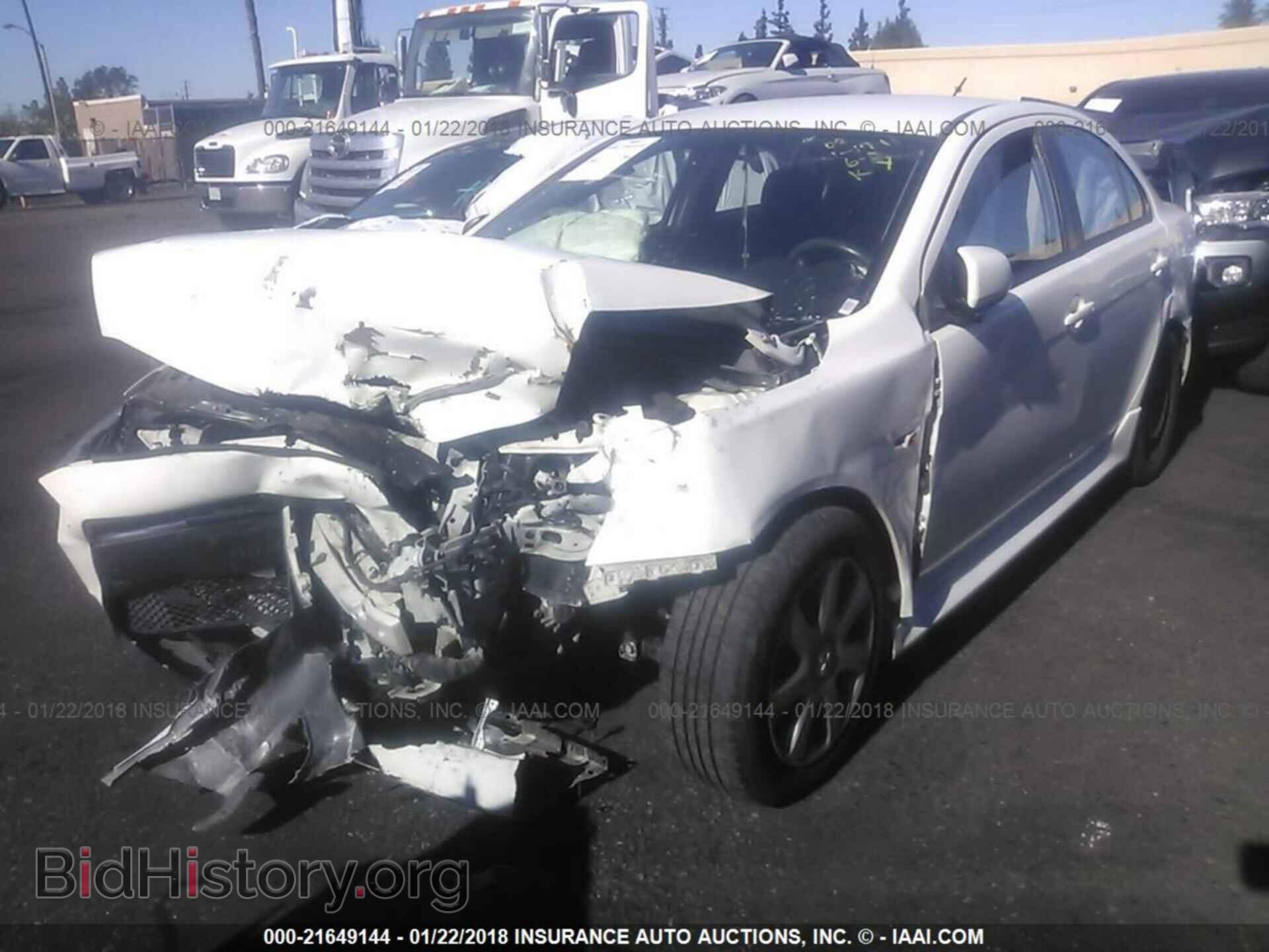 2013 Mitsubishi Lancer - VIN: JA32U2FU7DU017619 - Фото 2